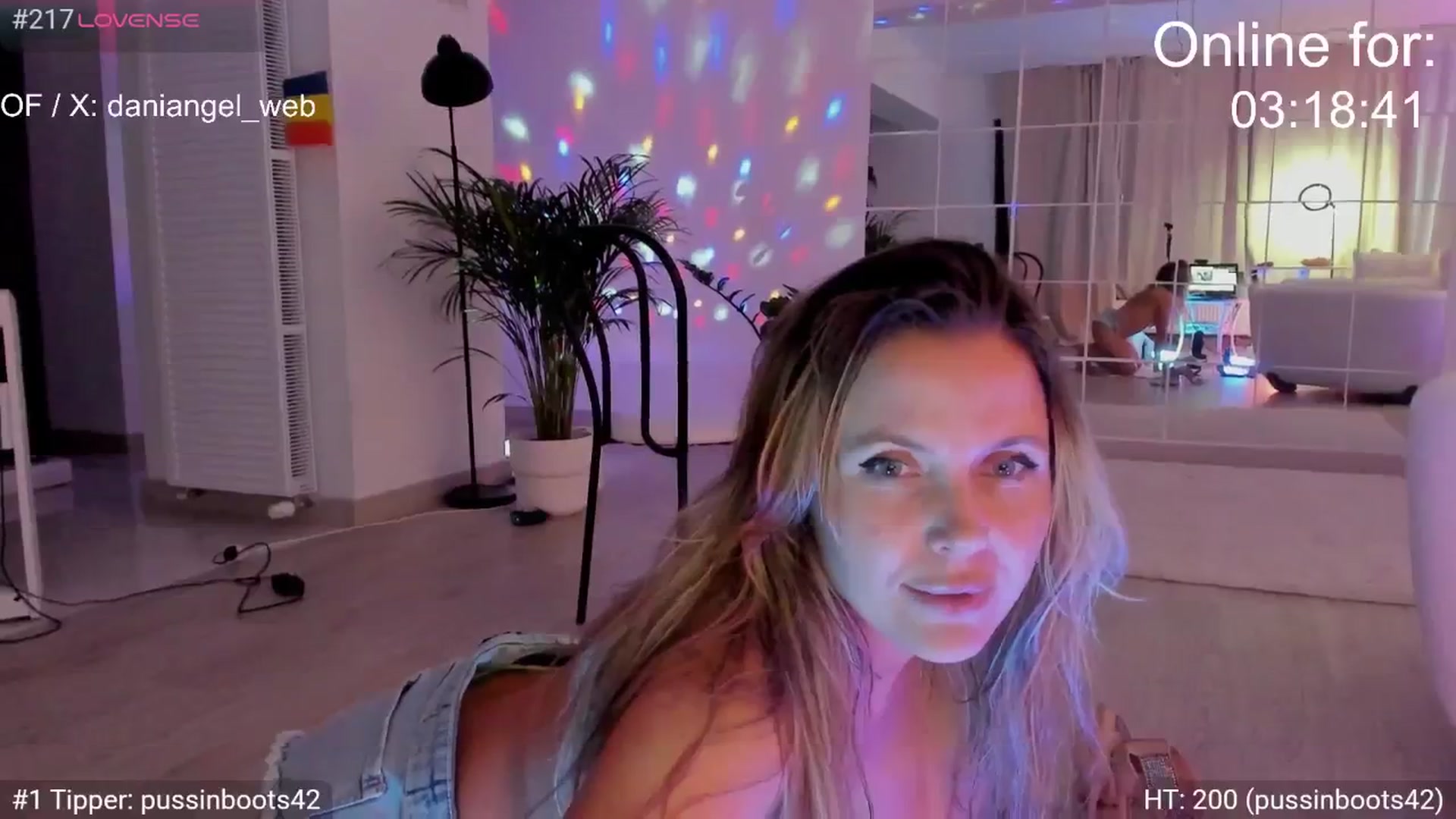 Gallery image thumbnail from Dani_Angel's myfreecams stream on, 07/30/2025, 18:45 image 15 of 20