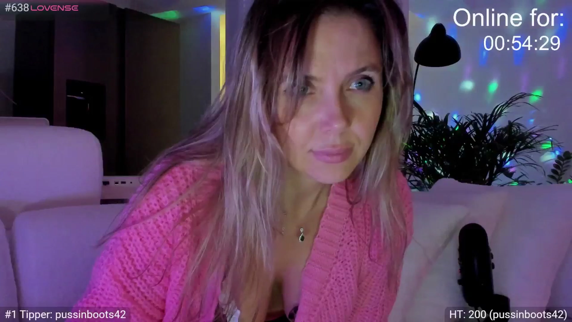 Gallery image thumbnail from Dani_Angel's myfreecams stream on, 09/25/2025, 19:06 image 13 of 20
