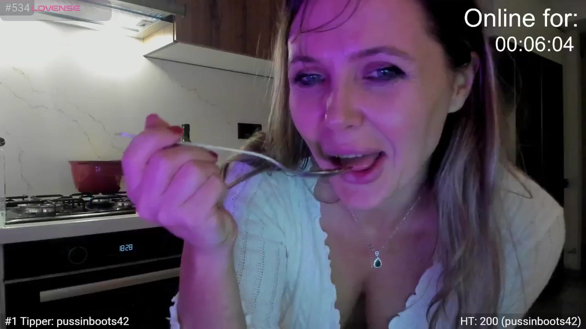 Gallery image thumbnail from Dani_Angel's myfreecams stream on, 10/12/2025, 16:59 image 16 of 20