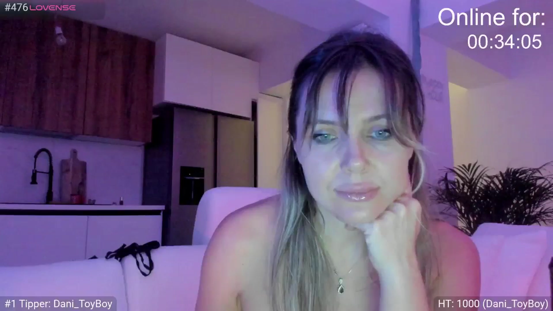 Gallery image thumbnail from Dani_Angel's myfreecams stream on, 10/14/2025, 21:01 image 20 of 20