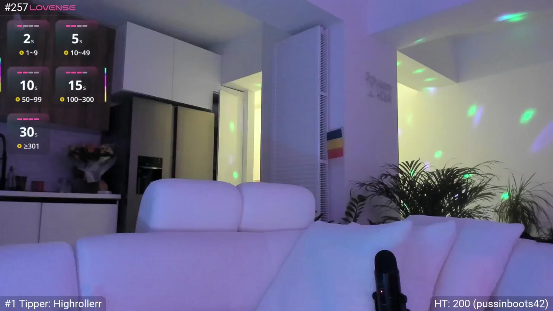 Gallery image thumbnail from Dani_Angel's myfreecams stream on, 10/26/2025, 22:24 image 6 of 20