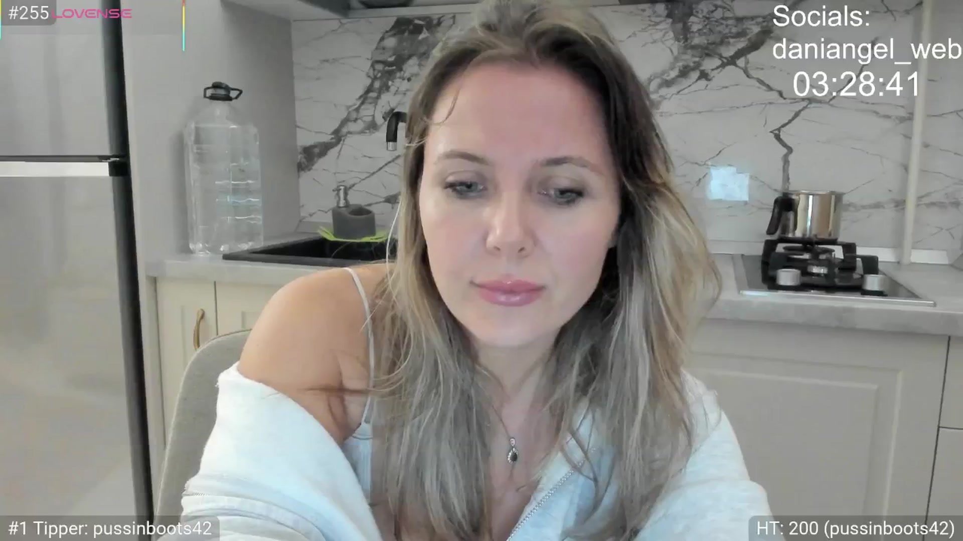 Gallery image thumbnail from Dani_Angel's myfreecams stream on, 11/09/2025, 20:44 image 5 of 20