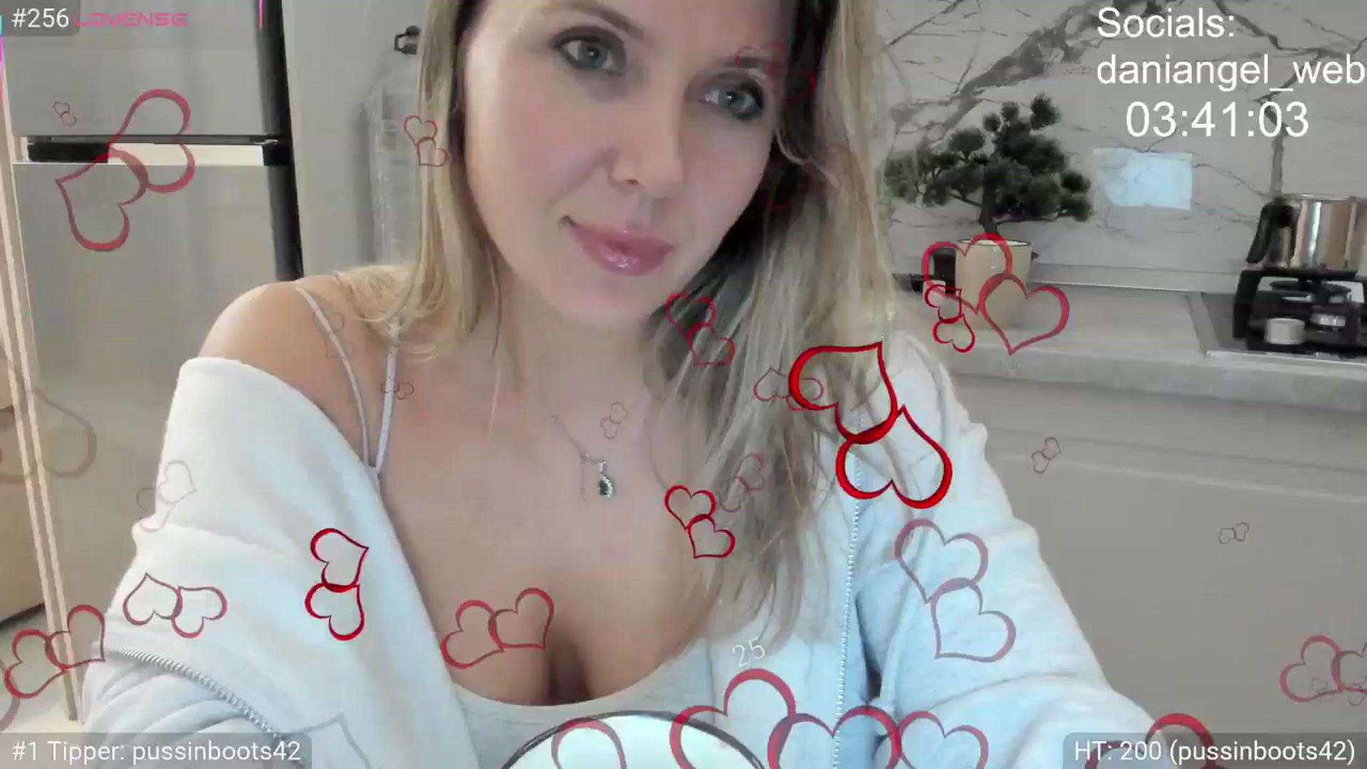 Gallery image thumbnail from Dani_Angel's myfreecams stream on, 11/09/2025, 20:44 image 3 of 20