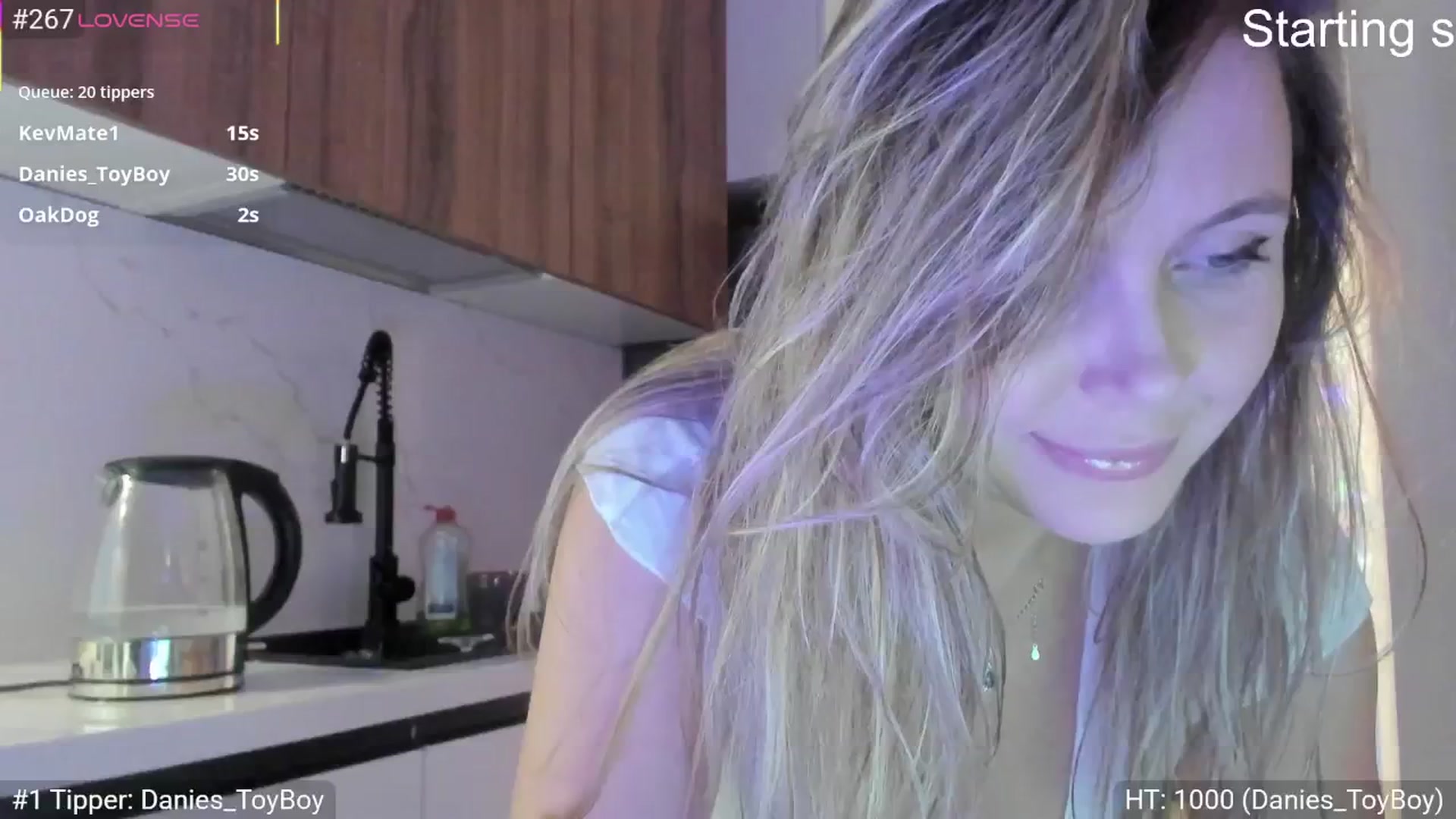 Gallery image thumbnail from Dani_Angel's myfreecams stream on, 11/17/2025, 21:04 image 8 of 20
