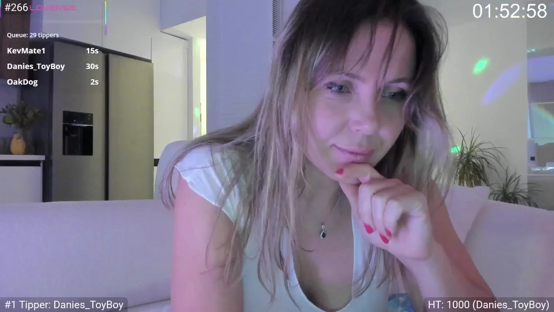 Gallery image thumbnail from Dani_Angel's myfreecams stream on, 11/17/2025, 21:04 image 12 of 20