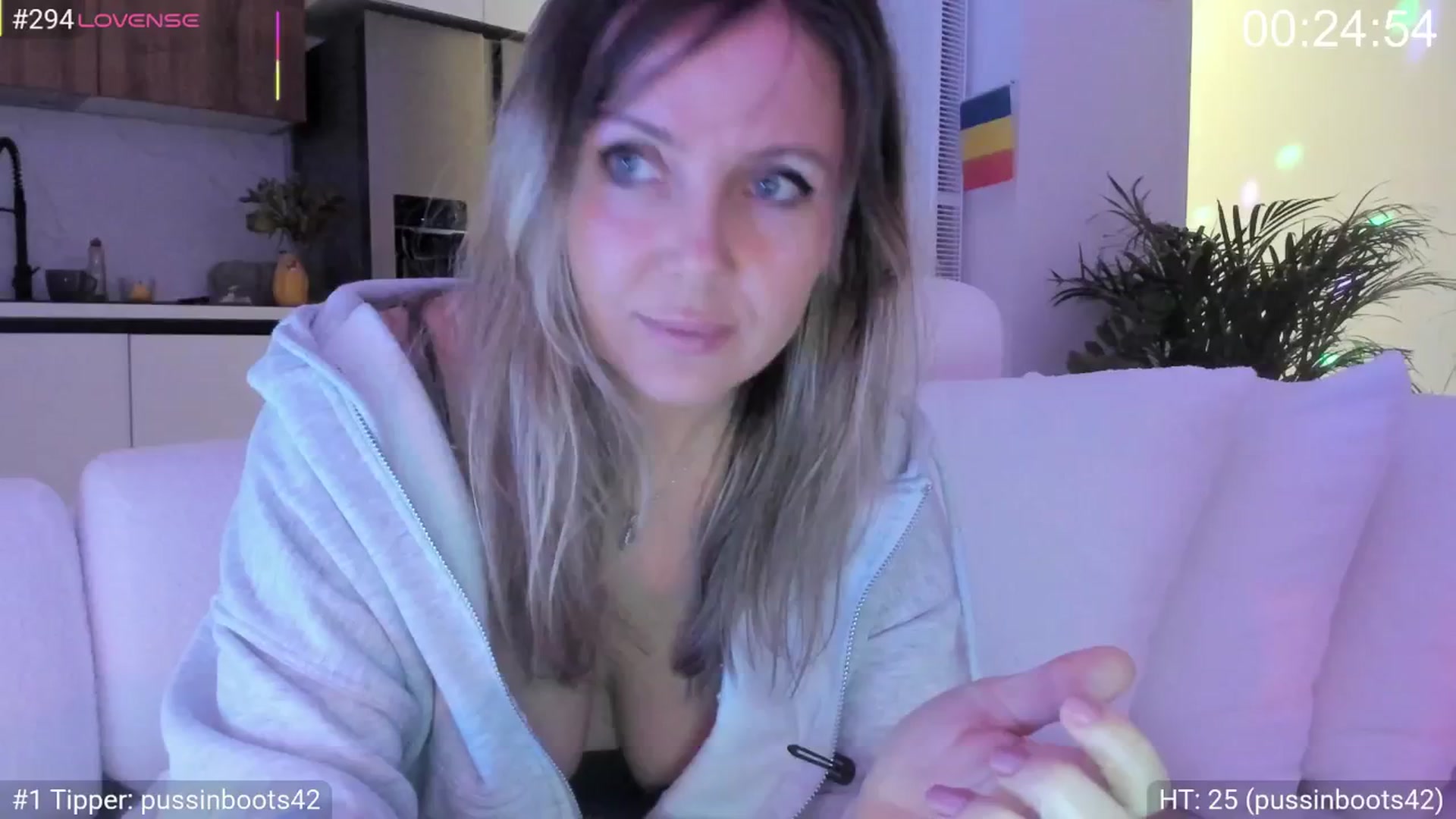 Gallery image thumbnail from Dani_Angel's myfreecams stream on, 11/20/2025, 21:30 image 1 of 20