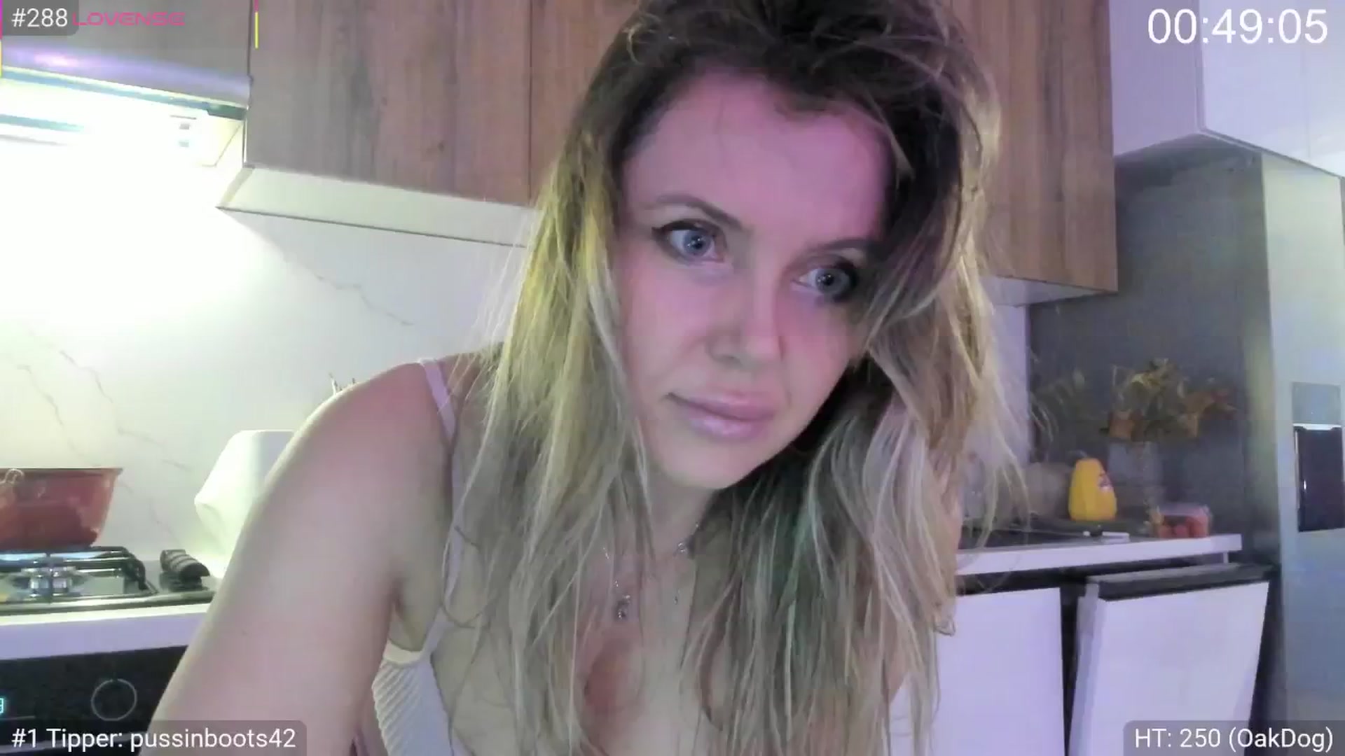 Gallery image thumbnail from Dani_Angel's myfreecams stream on, 11/29/2025, 16:52 image 9 of 20