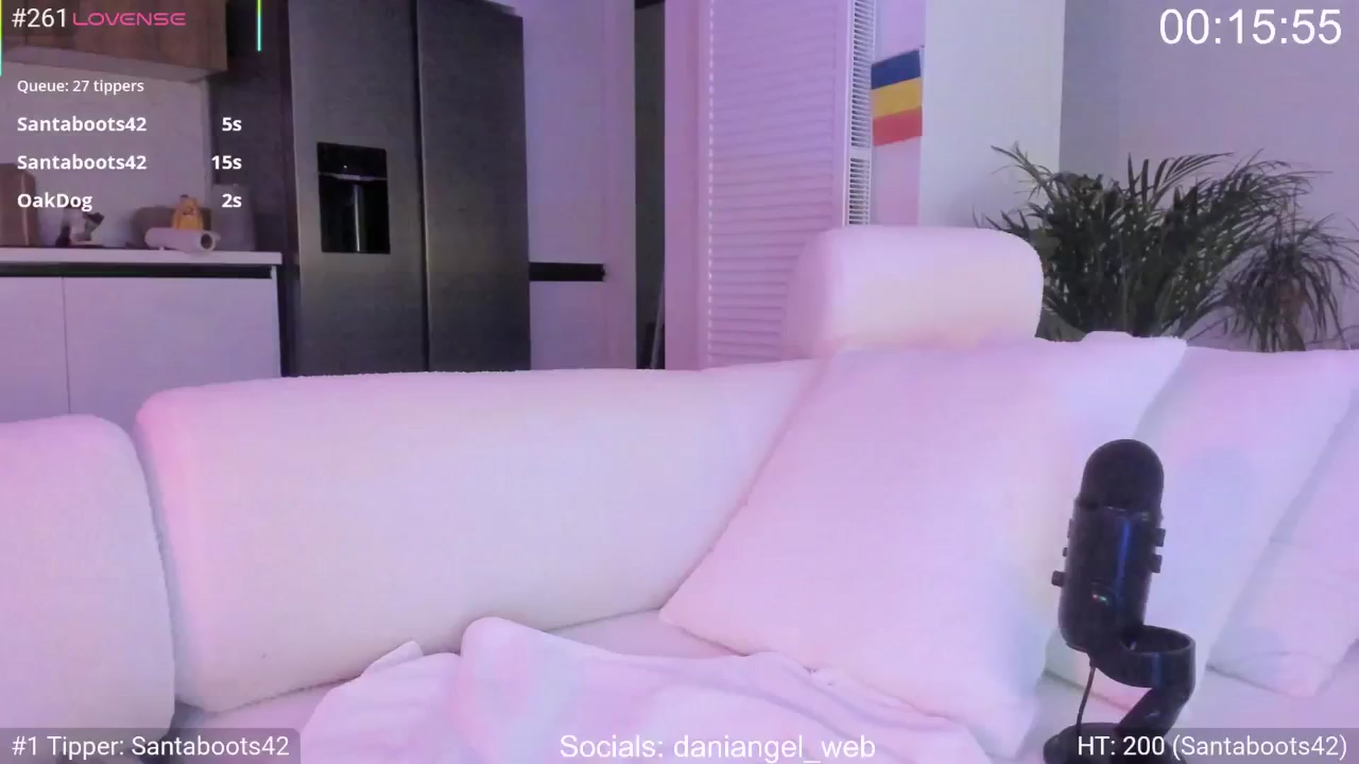 Gallery image thumbnail from Dani_Angel's myfreecams stream on, 12/02/2025, 15:37 image 13 of 20