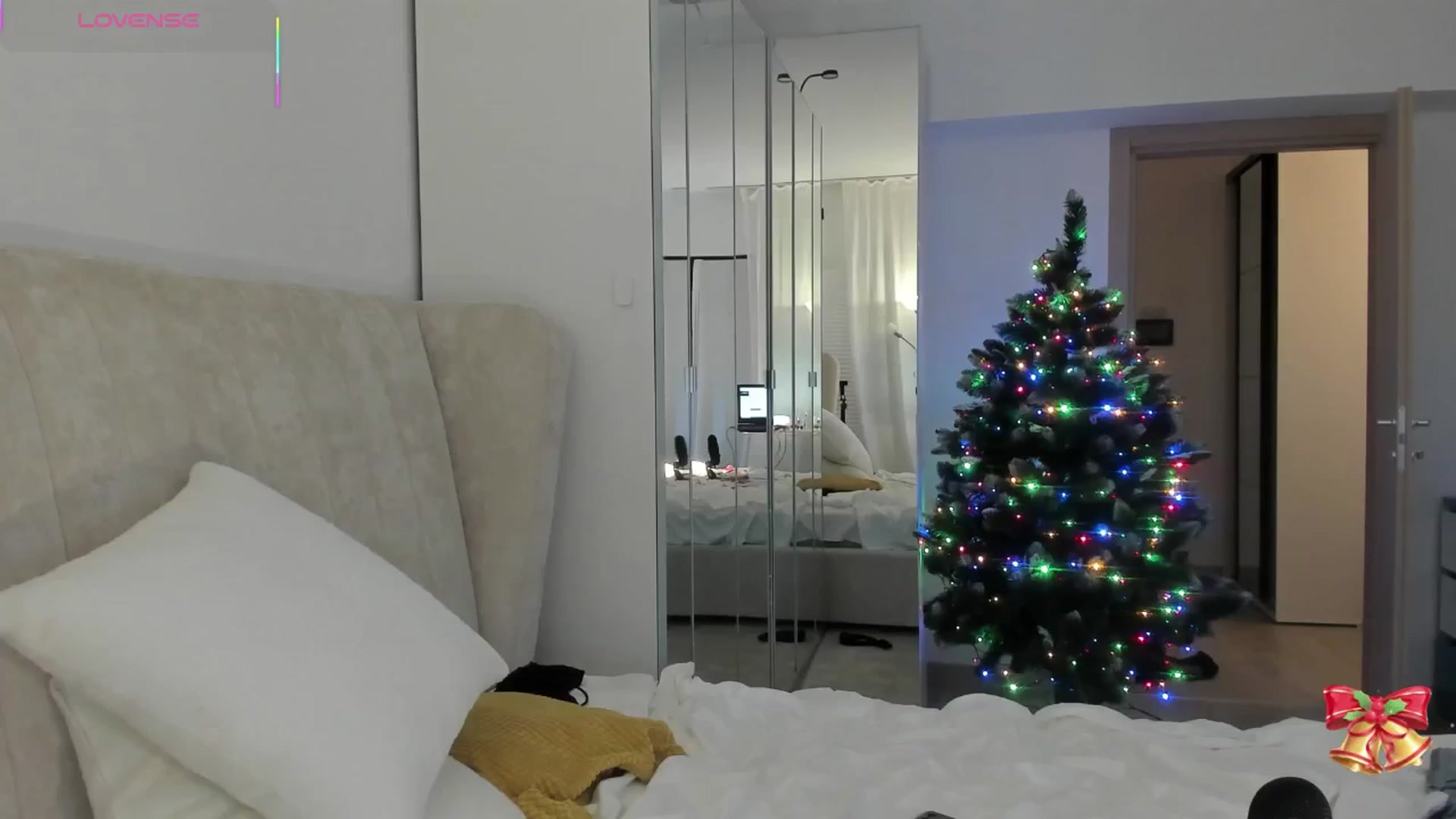 Gallery image thumbnail from Dani_Angel's myfreecams stream on, 12/12/2025, 23:50 image 10 of 20