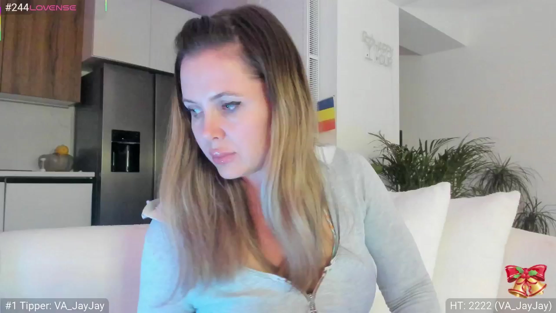 Gallery image thumbnail from Dani_Angel's myfreecams stream on, 12/19/2025, 22:59 image 1 of 20
