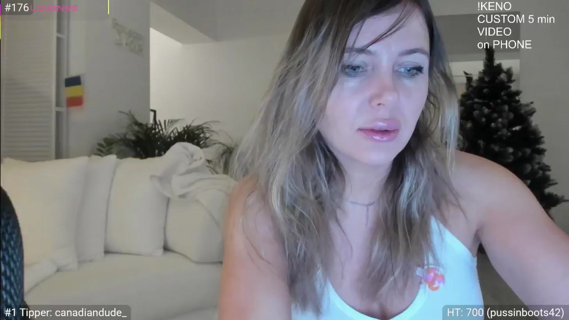 Gallery image thumbnail from Dani_Angel's myfreecams stream on, 01/10/2026, 06:01 image 1 of 20