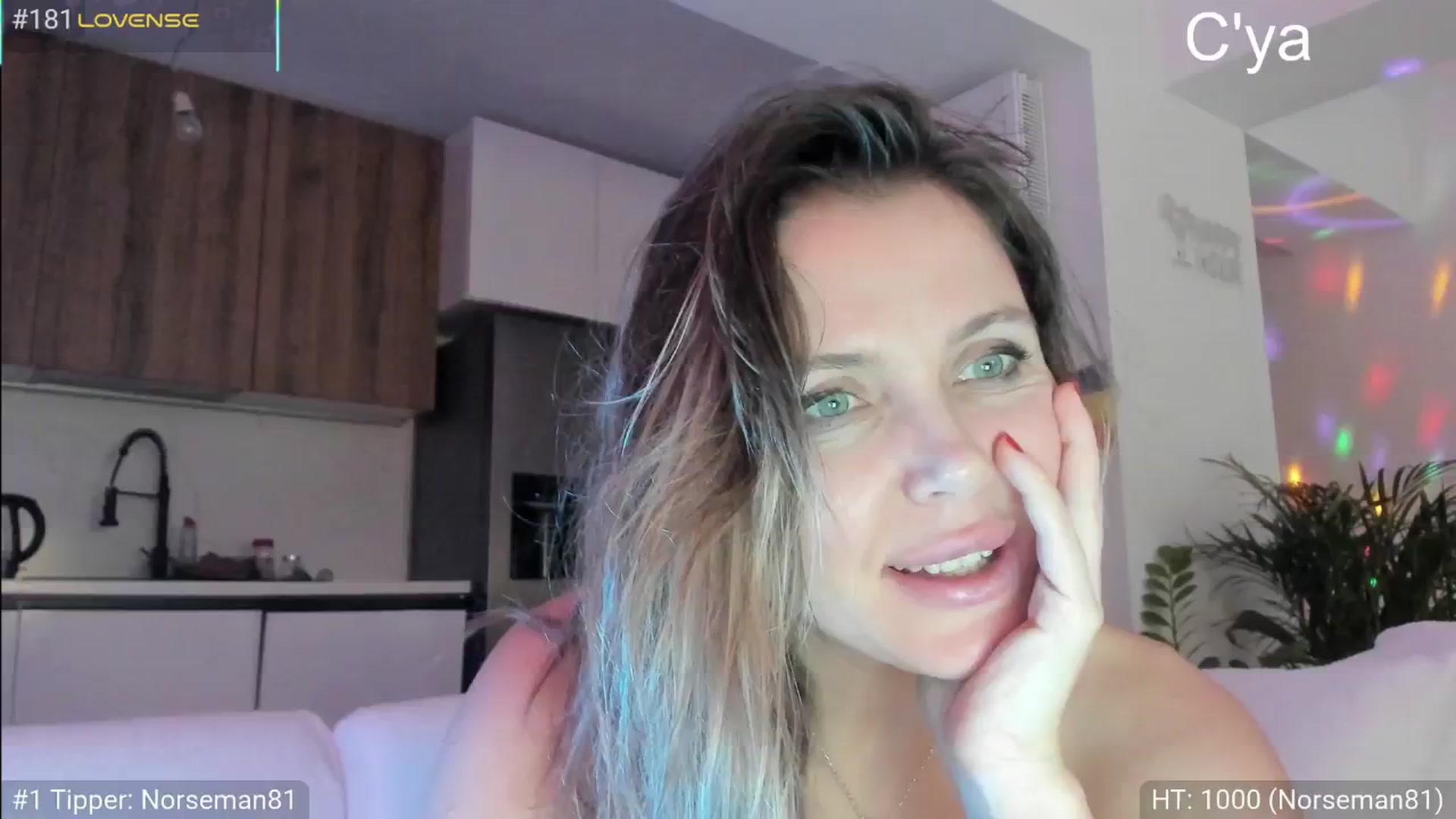 Gallery image thumbnail from Dani_Angel's myfreecams stream on, 01/24/2026, 24:12 image 18 of 20