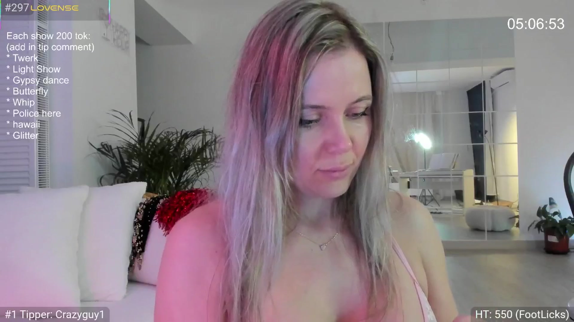 Gallery image thumbnail from Dani_Angel's myfreecams stream on, 03/06/2026, 19:56 image 17 of 20