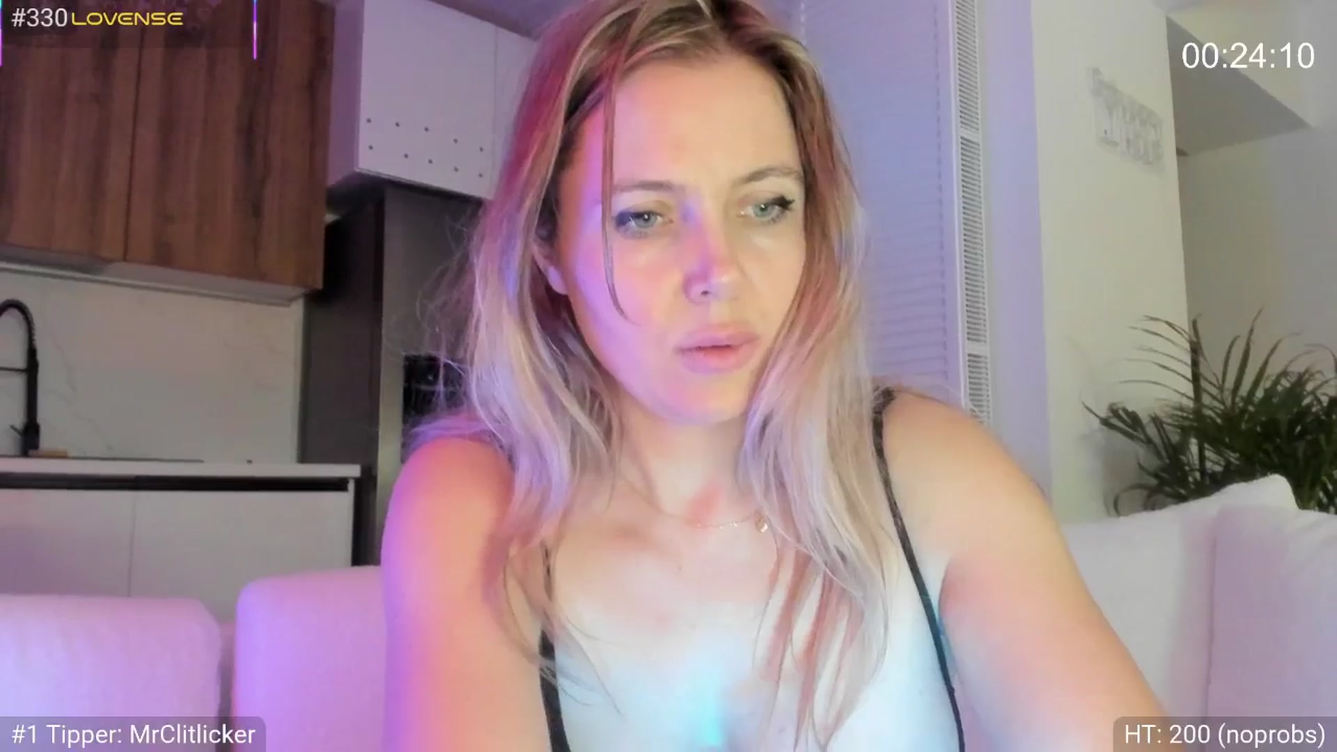 Gallery image thumbnail from Dani_Angel's myfreecams stream on, 03/13/2026, 16:58 image 19 of 20
