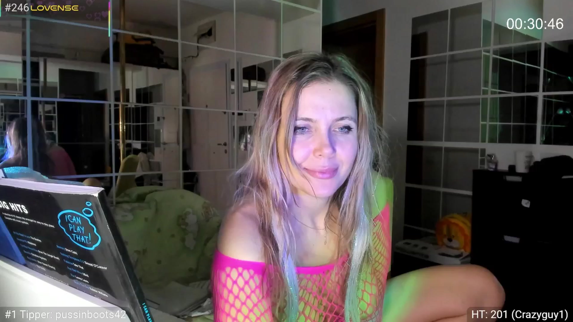 Gallery image thumbnail from Dani_Angel's myfreecams stream on, 03/25/2026, 23:25 image 11 of 20