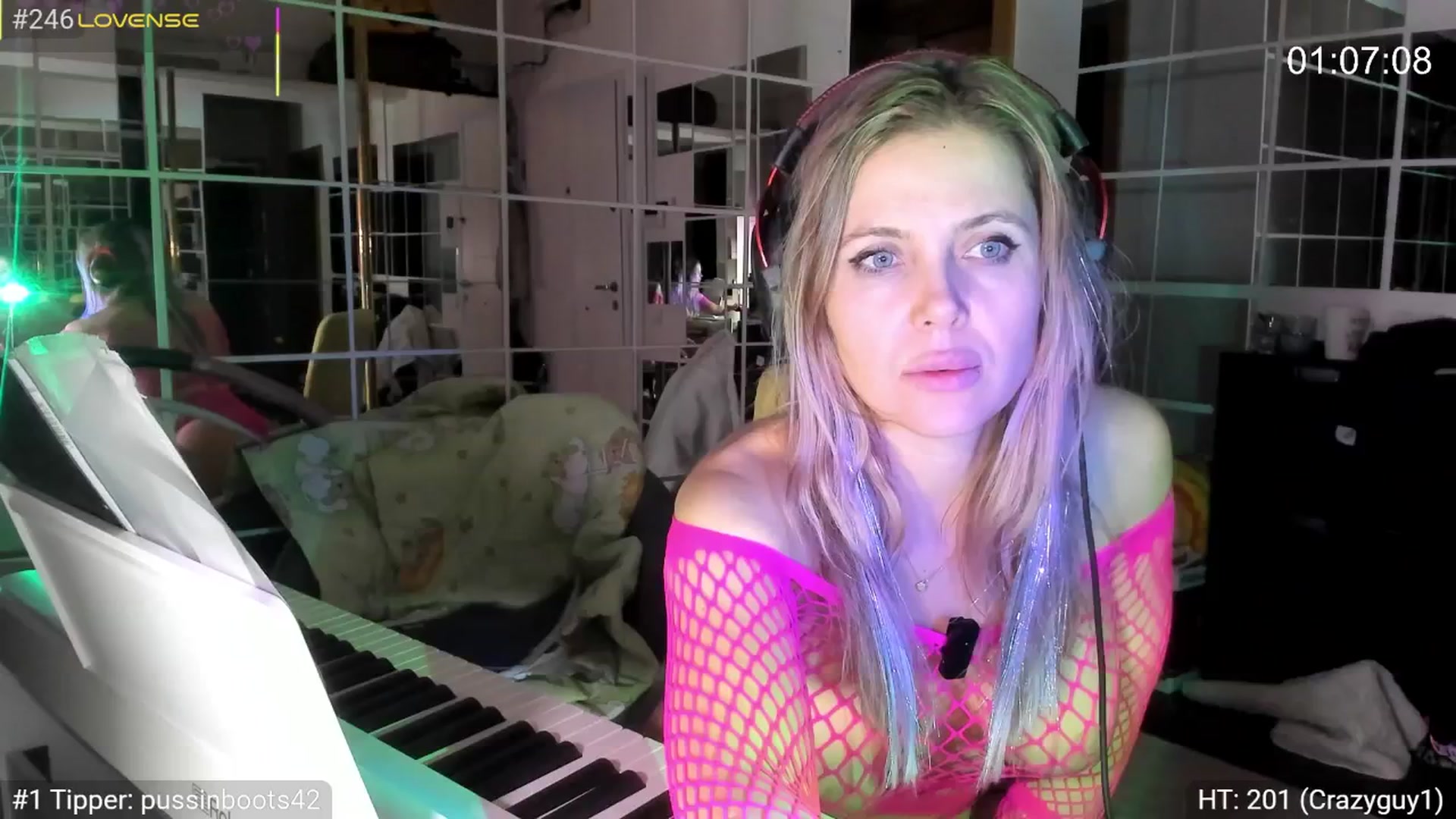 Gallery image thumbnail from Dani_Angel's myfreecams stream on, 03/25/2026, 23:25 image 1 of 20