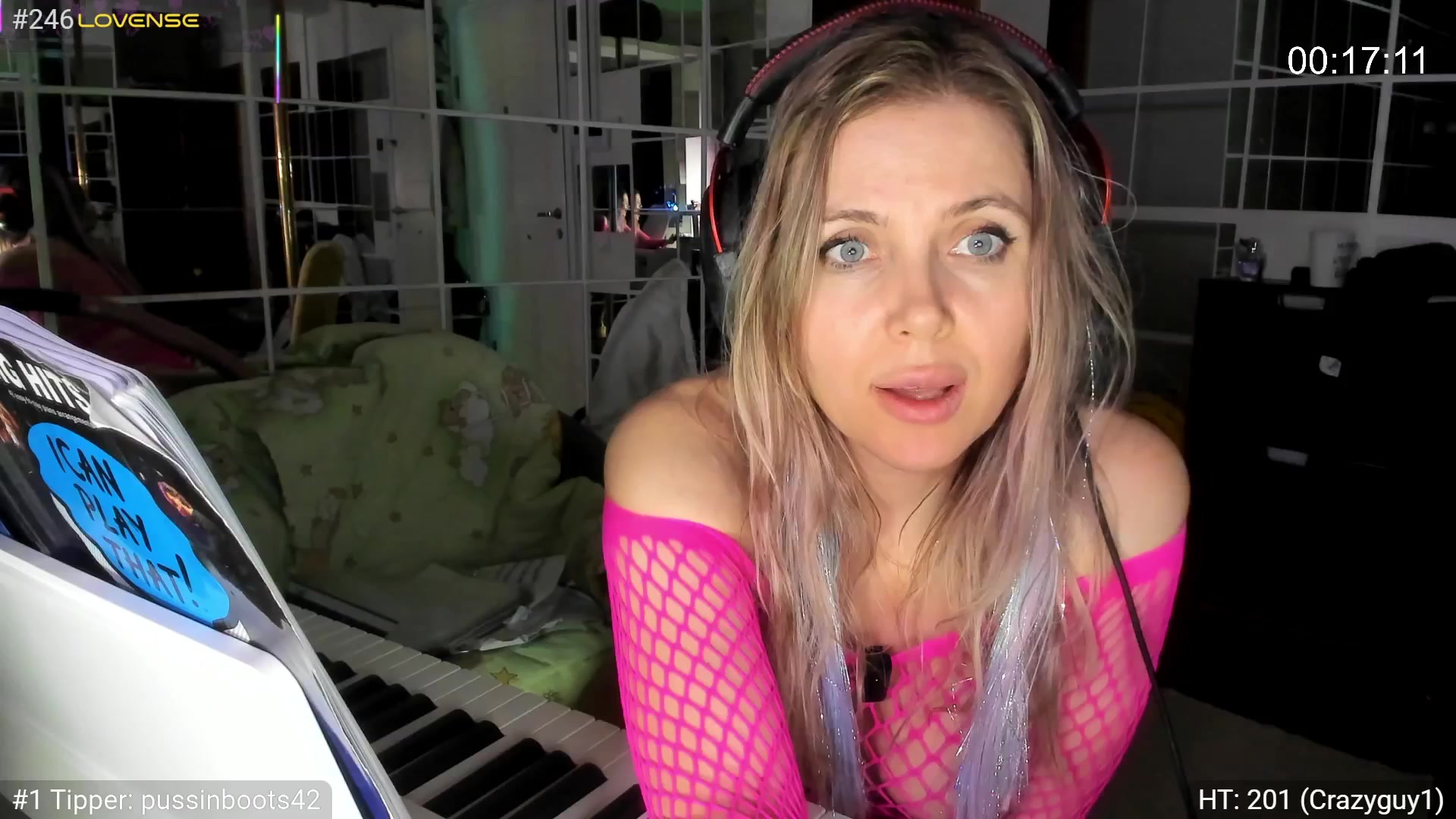 Gallery image thumbnail from Dani_Angel's myfreecams stream on, 03/25/2026, 23:25 image 14 of 20