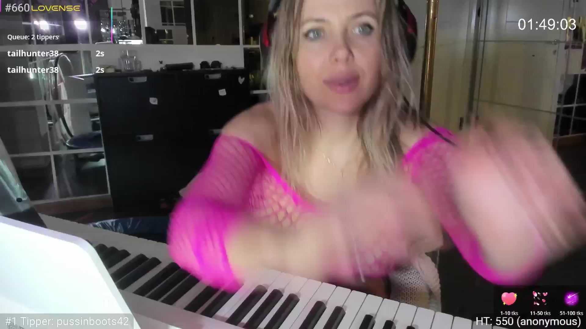 Gallery image thumbnail from Dani_Angel's myfreecams stream on, 04/12/2026, 22:06 image 1 of 20