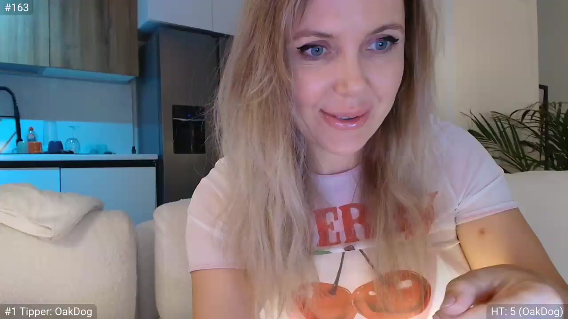 Gallery image thumbnail from Dani_Angel's myfreecams stream on, 08/15/2026, 19:31 image 3 of 20