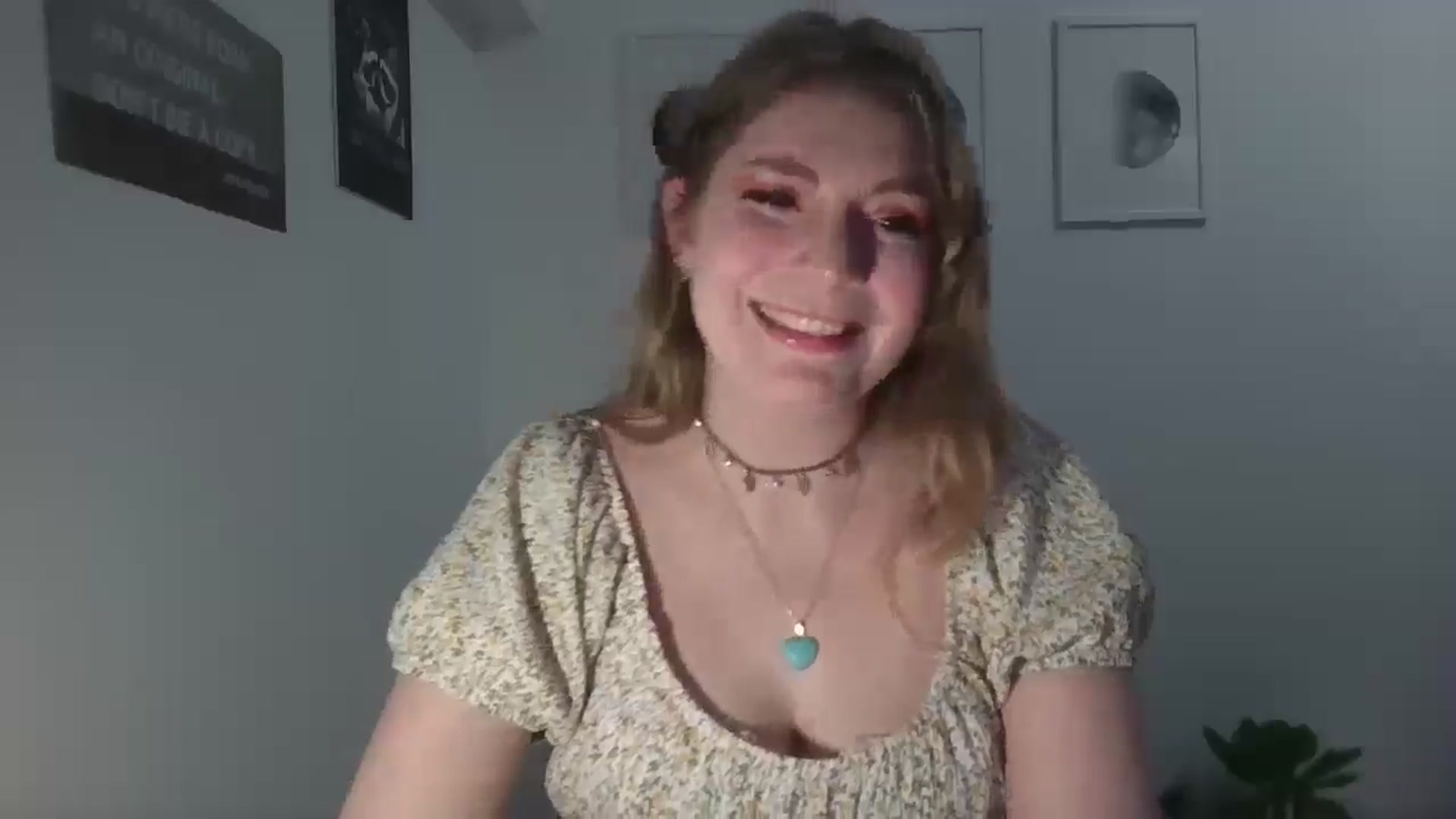 Gallery image thumbnail from Dani_Darling's myfreecams stream on, 03/01/2025, 20:57 image 11 of 20