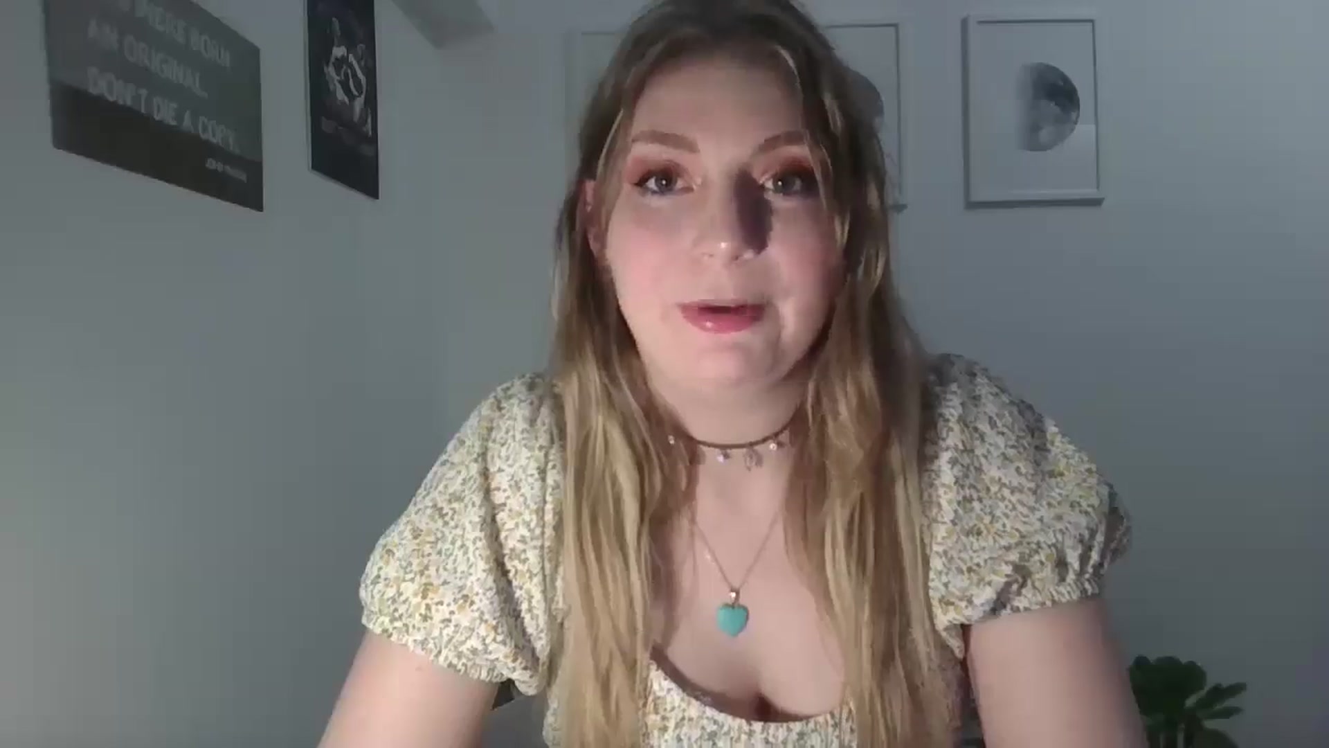 Gallery image thumbnail from Dani_Darling's myfreecams stream on, 03/01/2025, 20:57 image 9 of 20
