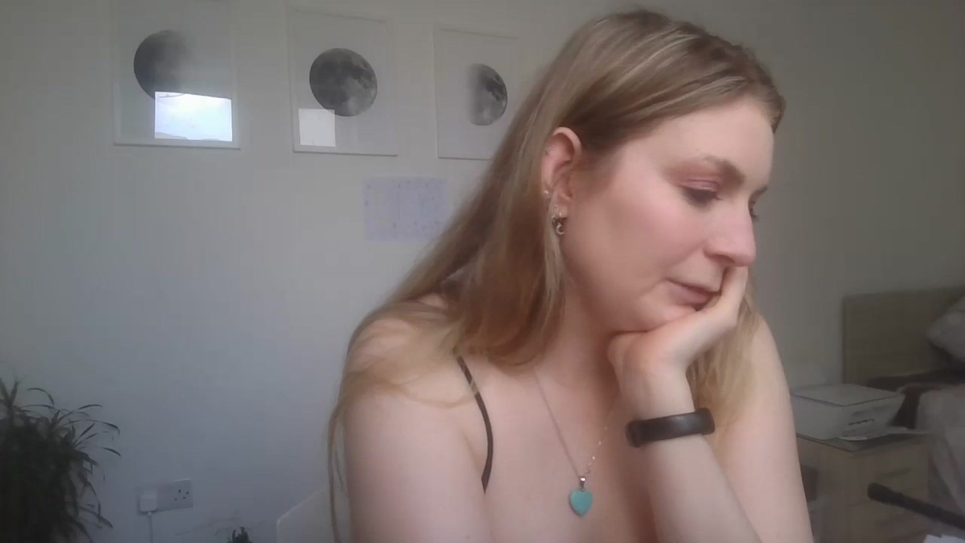 Gallery image thumbnail from Dani_Darling's myfreecams stream on, 03/03/2025, 12:48 image 20 of 20
