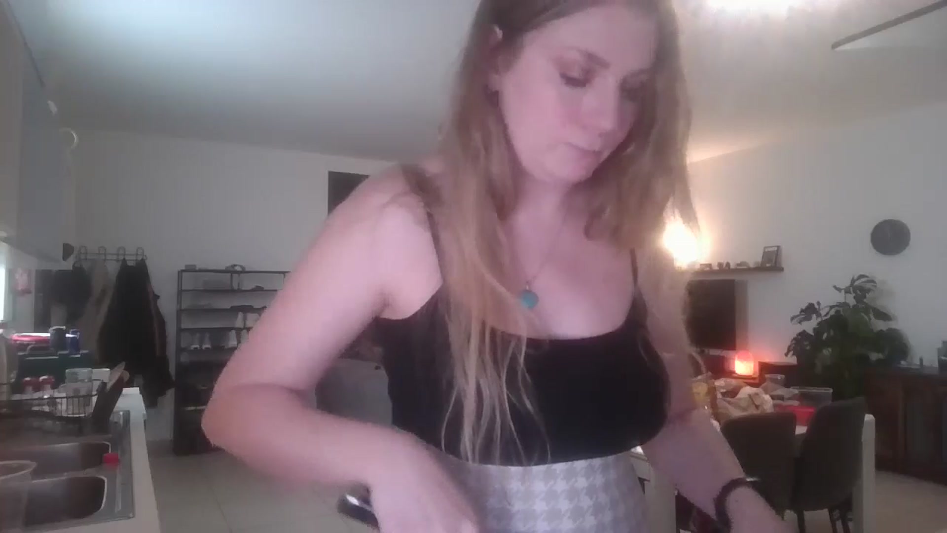 Gallery image thumbnail from Dani_Darling's myfreecams stream on, 03/03/2025, 12:48 image 9 of 20
