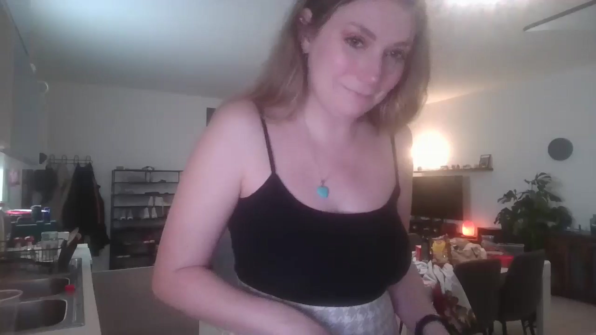 Gallery image thumbnail from Dani_Darling's myfreecams stream on, 03/03/2025, 12:48 image 12 of 20