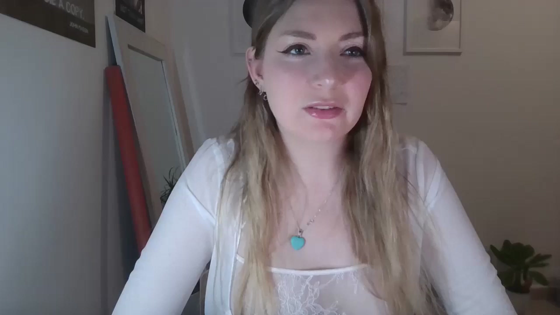 Gallery image thumbnail from Dani_Darling's myfreecams stream on, 03/07/2025, 20:44 image 1 of 20