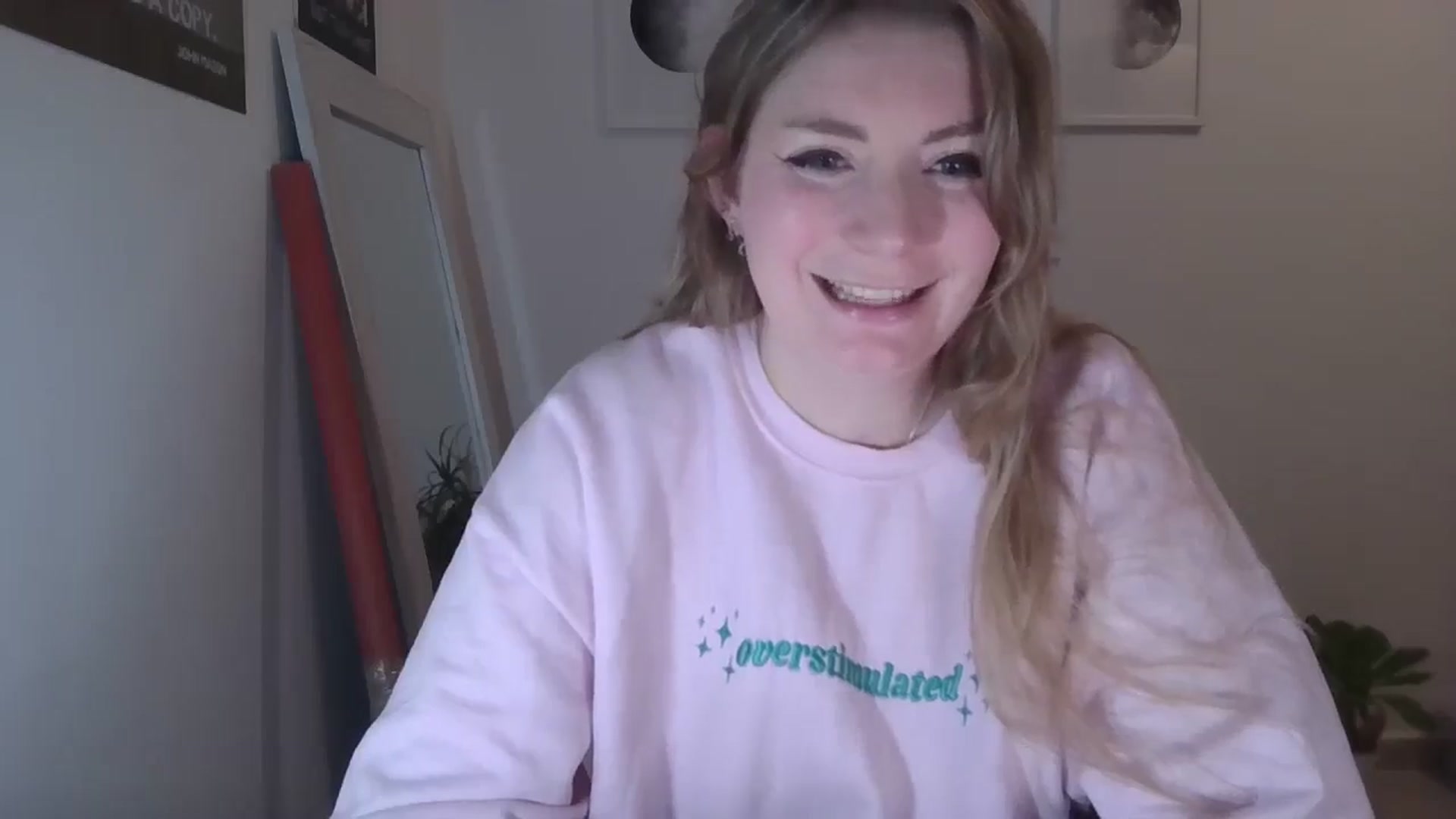 Gallery image thumbnail from Dani_Darling's myfreecams stream on, 03/07/2025, 21:57 image 6 of 20