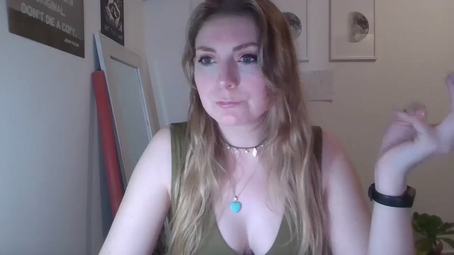Gallery image thumbnail from Dani_Darling's myfreecams stream on, 03/08/2025, 21:30 image 11 of 20