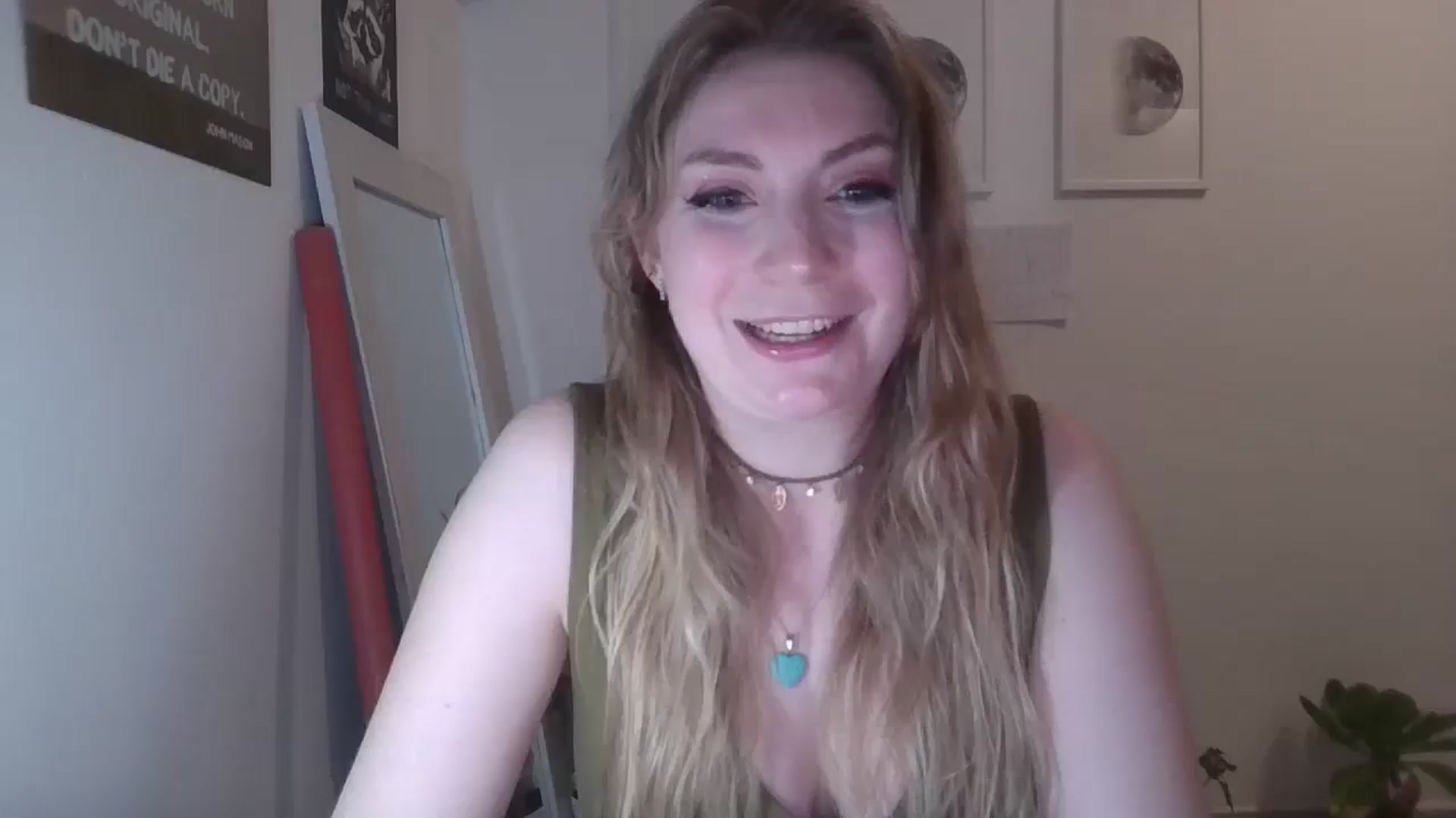 Gallery image thumbnail from Dani_Darling's myfreecams stream on, 03/08/2025, 21:30 image 16 of 20