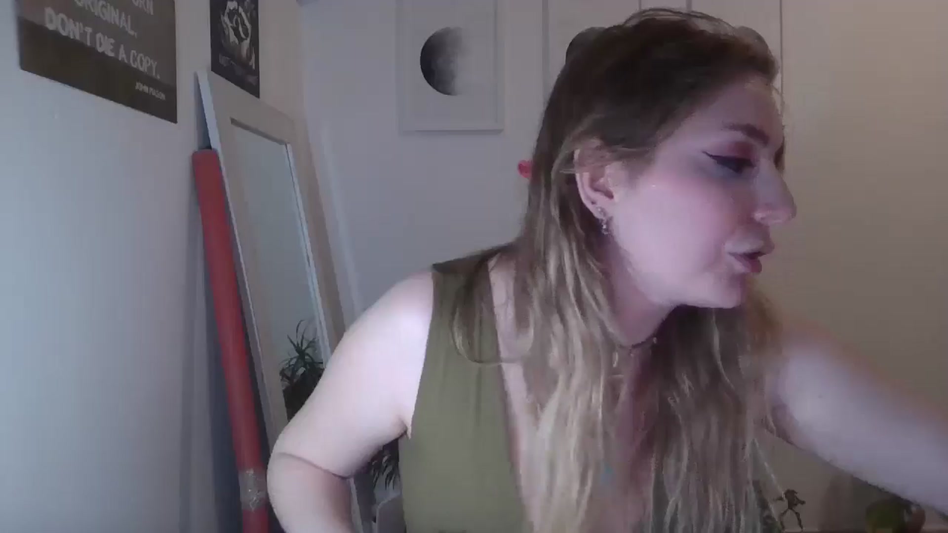 Gallery image thumbnail from Dani_Darling's myfreecams stream on, 03/08/2025, 21:30 image 20 of 20