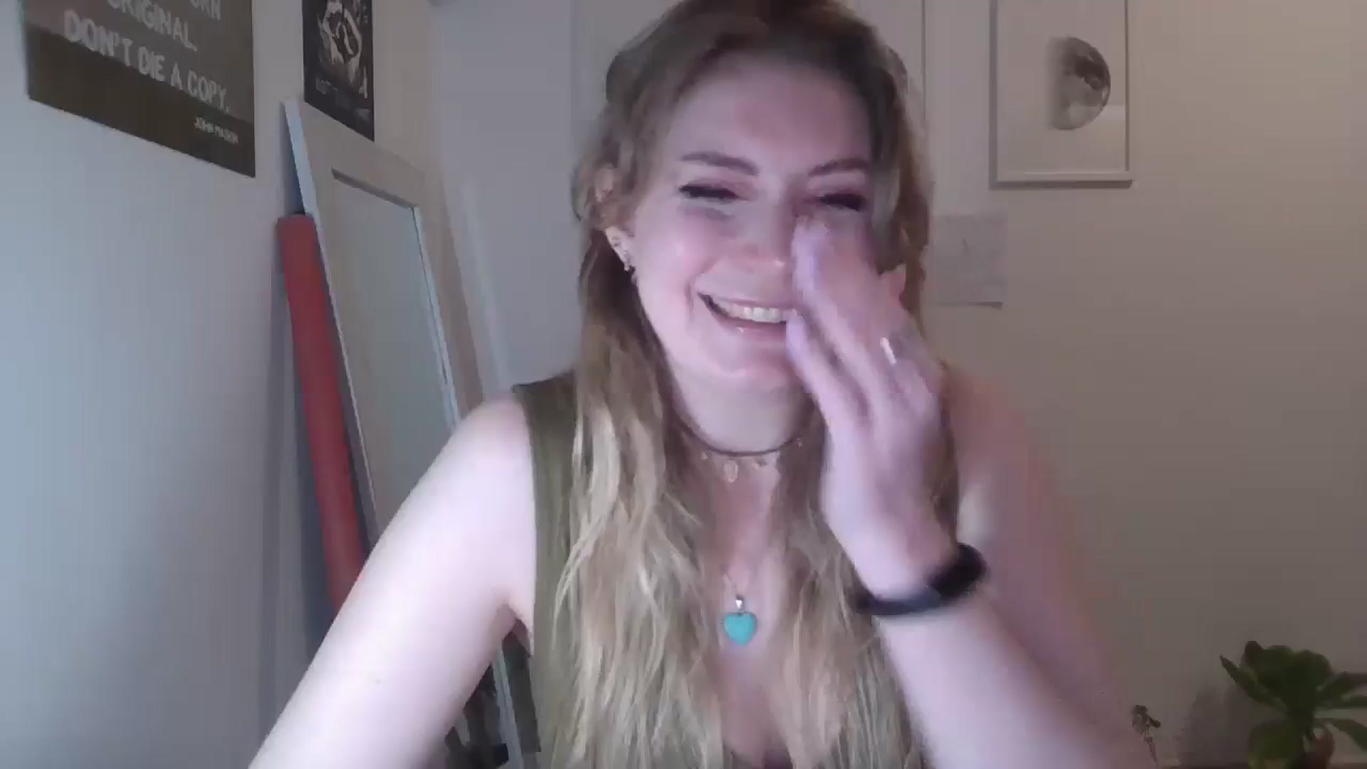 Gallery image thumbnail from Dani_Darling's myfreecams stream on, 03/09/2025, 24:04 image 1 of 20