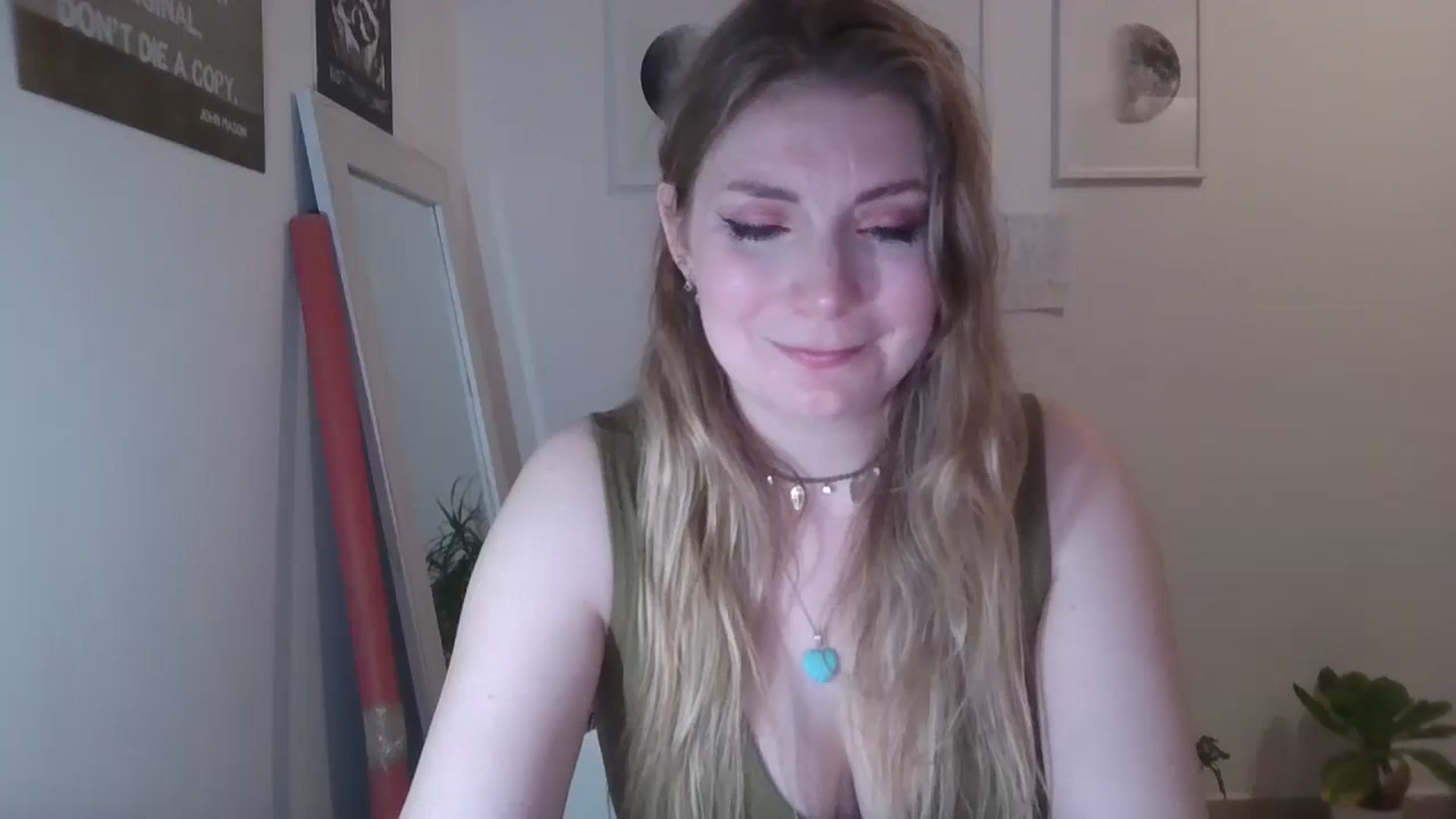 Gallery image thumbnail from Dani_Darling's myfreecams stream on, 03/09/2025, 24:04 image 8 of 20