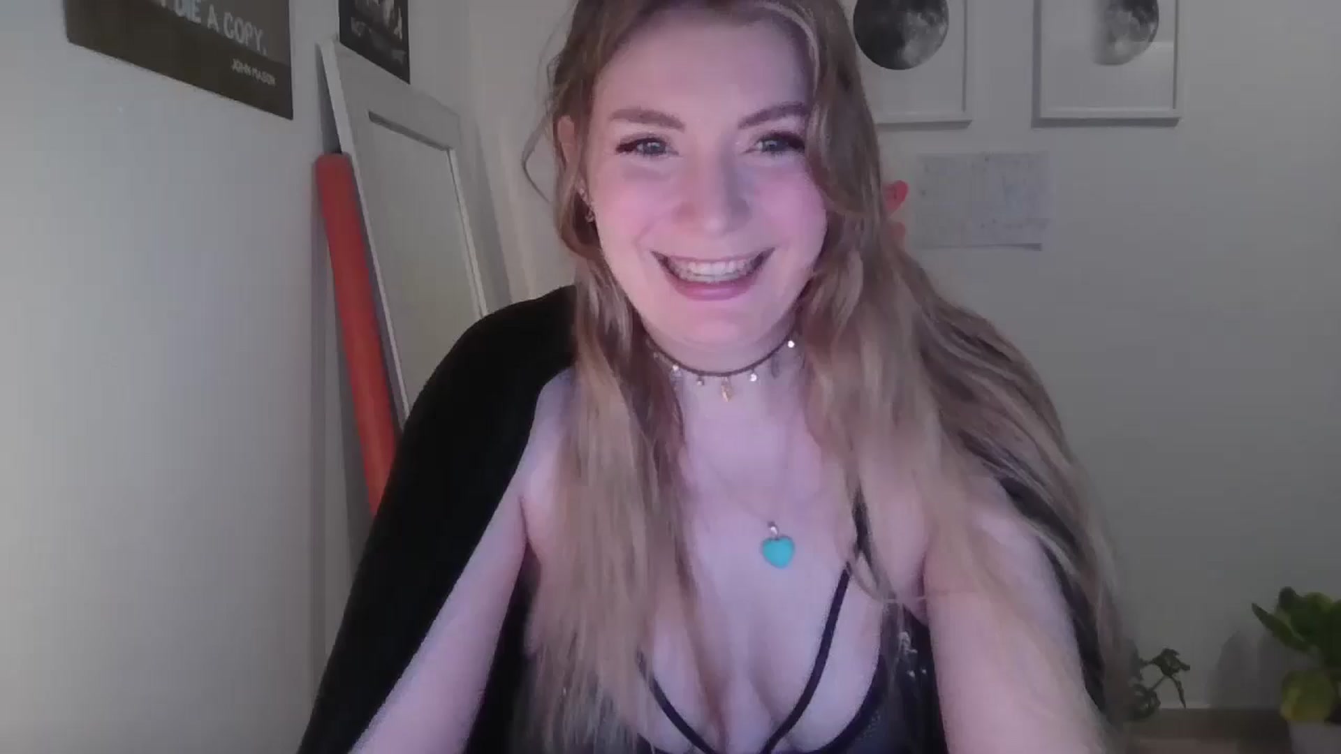 Gallery image thumbnail from Dani_Darling's myfreecams stream on, 03/09/2025, 23:03 image 11 of 20