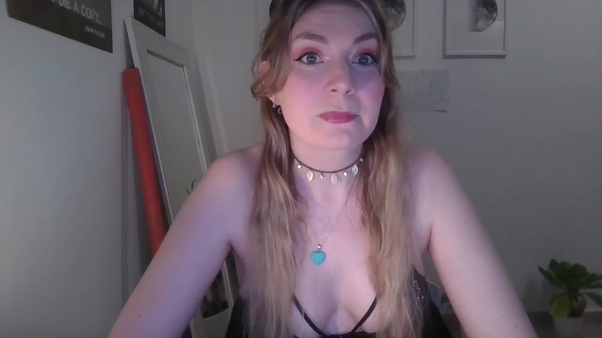 Gallery image thumbnail from Dani_Darling's myfreecams stream on, 03/09/2025, 23:03 image 7 of 20