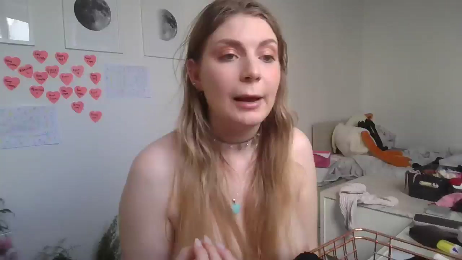 Gallery image thumbnail from Dani_Darling's myfreecams stream on, 03/10/2025, 15:32 image 10 of 20