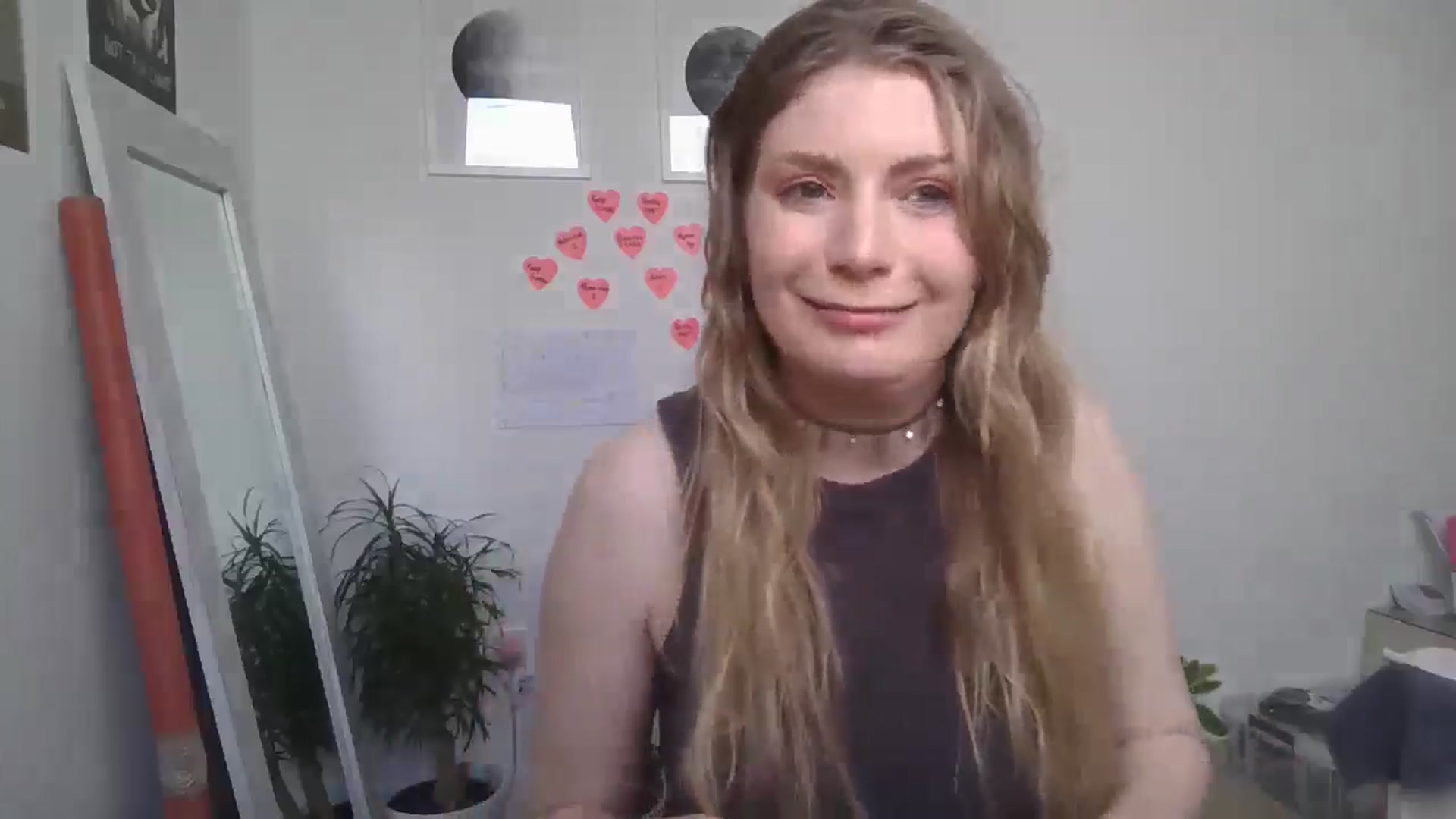 Gallery image thumbnail from Dani_Darling's myfreecams stream on, 03/10/2025, 15:32 image 2 of 20