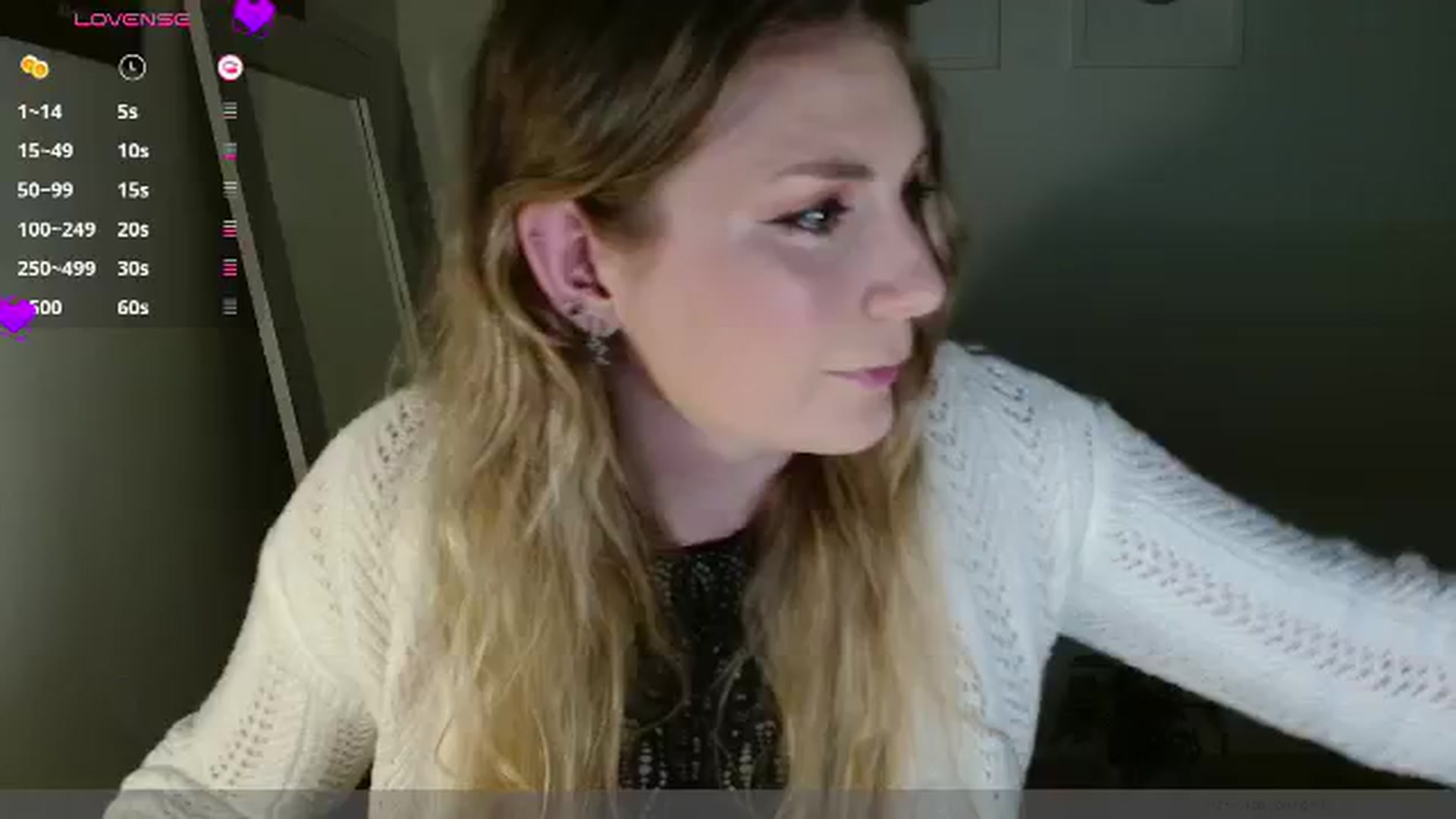Gallery image thumbnail from Dani_Darling's myfreecams stream on, 03/15/2025, 22:03 image 5 of 20