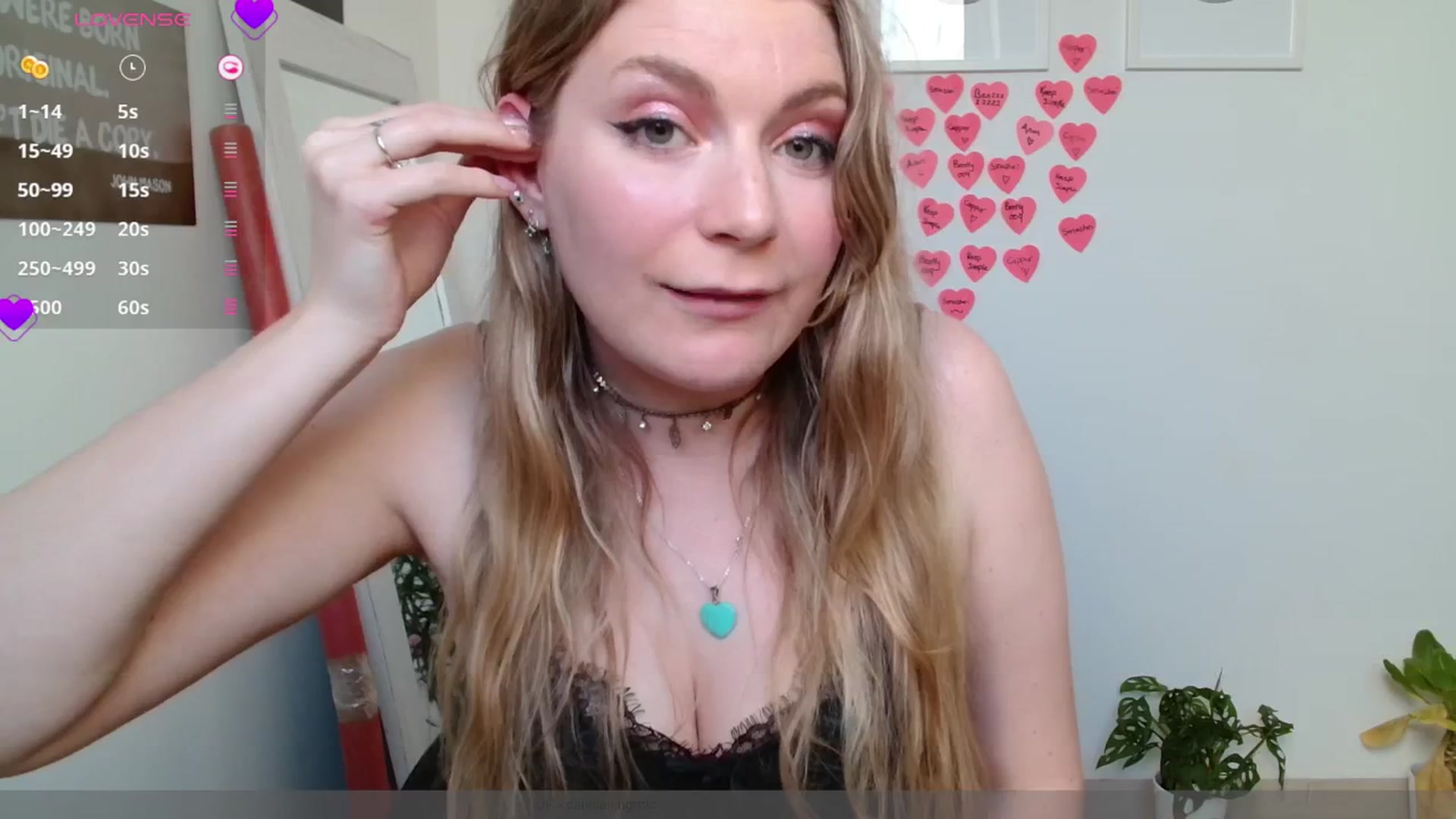Gallery image thumbnail from Dani_Darling's myfreecams stream on, 03/16/2025, 15:20 image 15 of 20