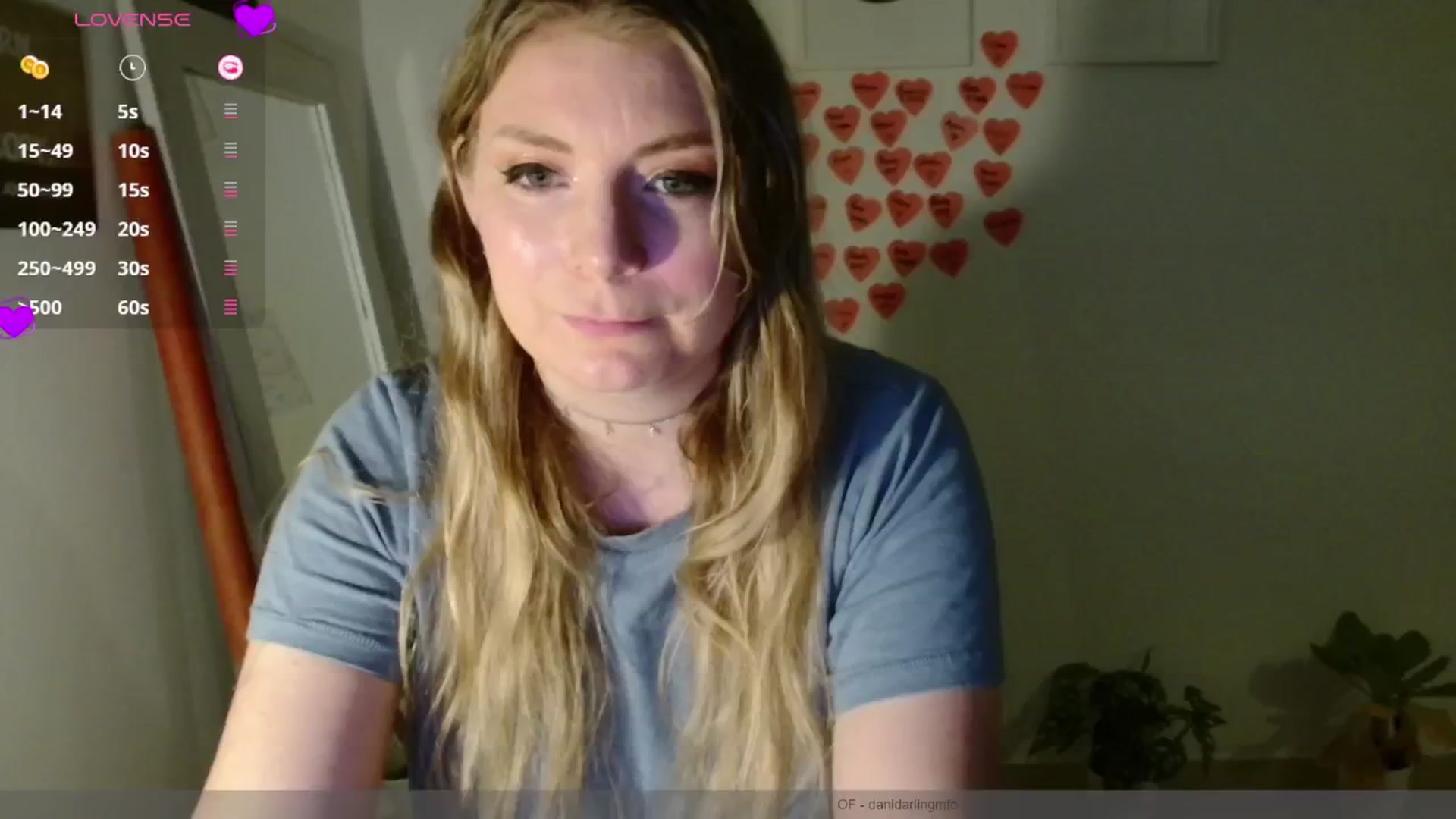 Gallery image thumbnail from Dani_Darling's myfreecams stream on, 03/17/2025, 22:42 image 14 of 20