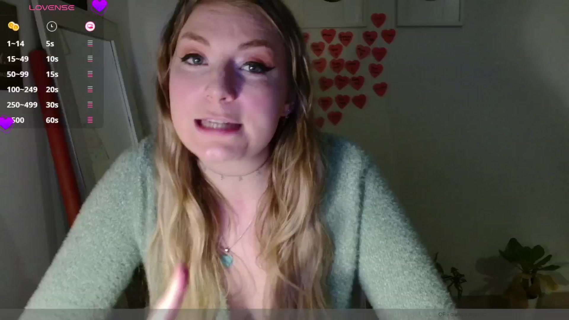 Gallery image thumbnail from Dani_Darling's myfreecams stream on, 03/17/2025, 22:42 image 19 of 20