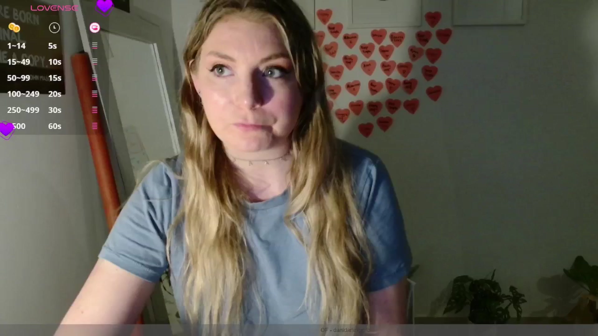 Gallery image thumbnail from Dani_Darling's myfreecams stream on, 03/17/2025, 22:42 image 13 of 20