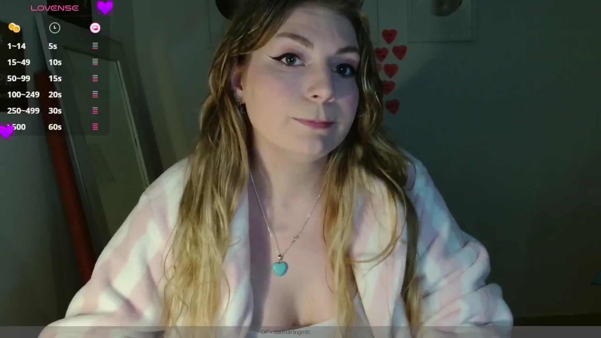 Gallery image thumbnail from Dani_Darling's myfreecams stream on, 03/19/2025, 21:21 image 10 of 20