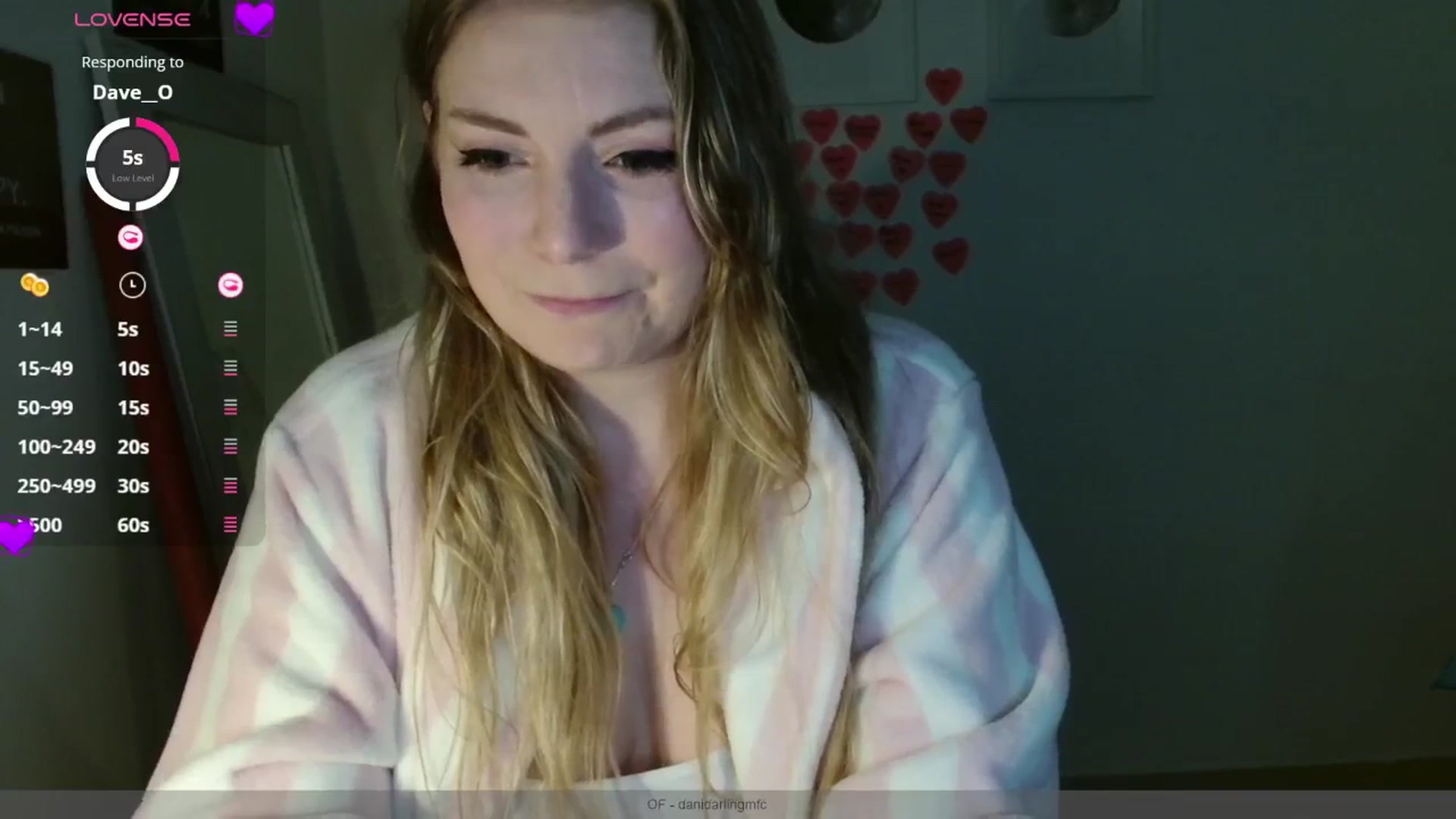 Gallery image thumbnail from Dani_Darling's myfreecams stream on, 03/19/2025, 21:21 image 18 of 20