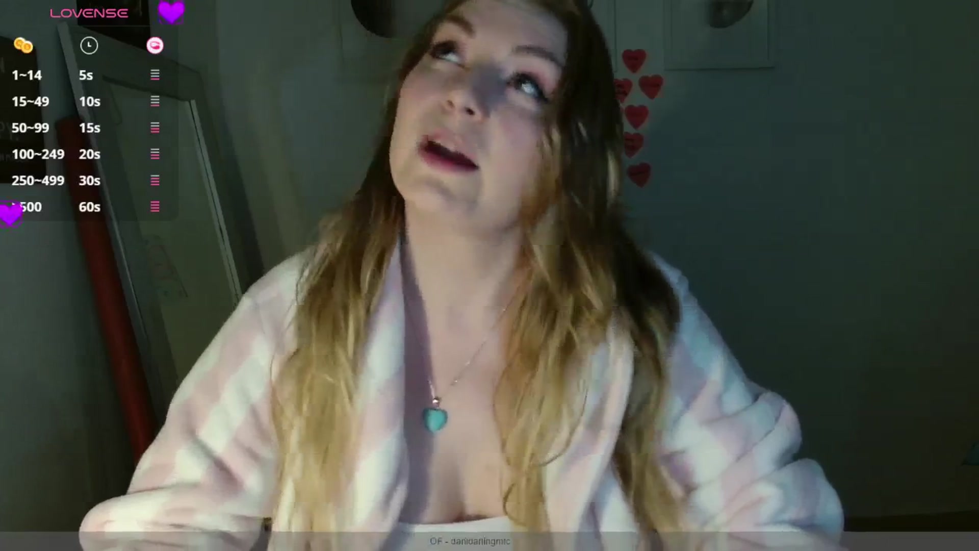 Gallery image thumbnail from Dani_Darling's myfreecams stream on, 03/19/2025, 21:21 image 14 of 20