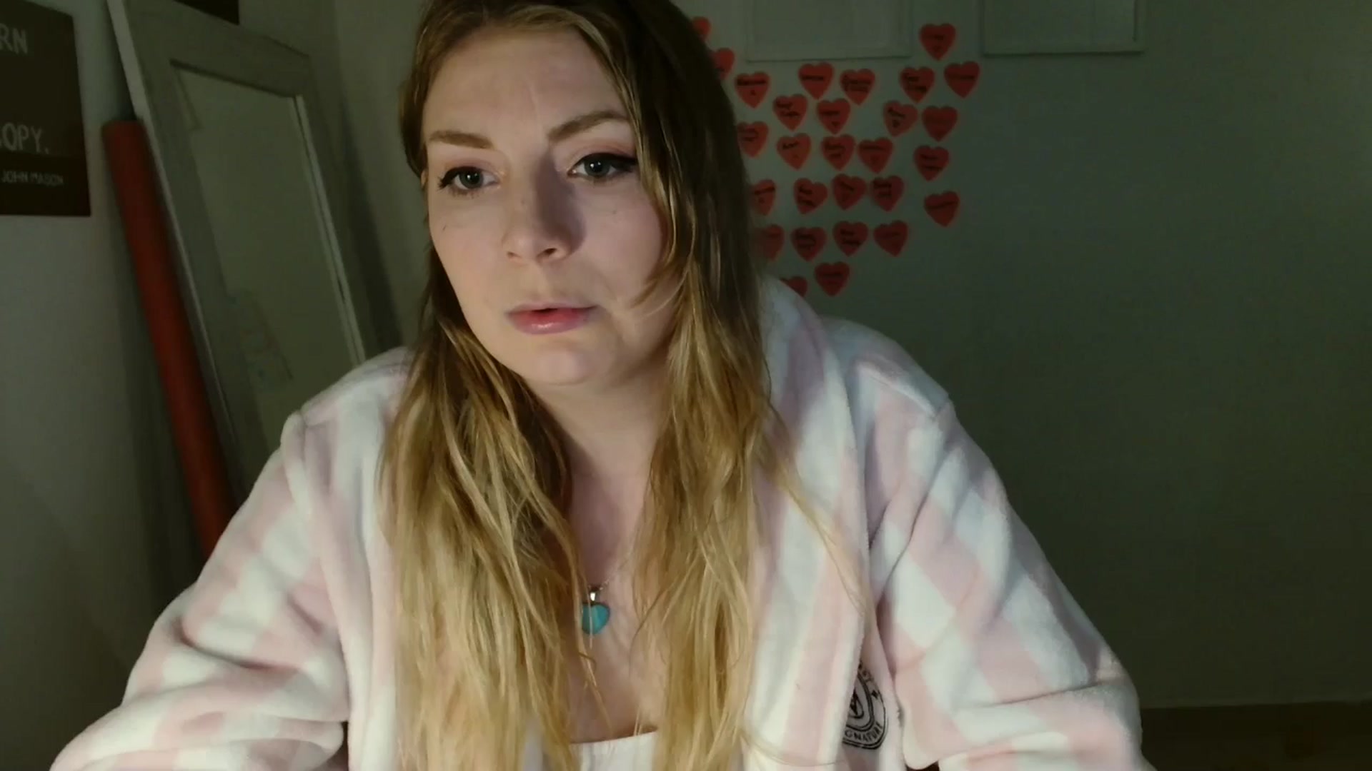 Gallery image thumbnail from Dani_Darling's myfreecams stream on, 03/19/2025, 23:18 image 7 of 20