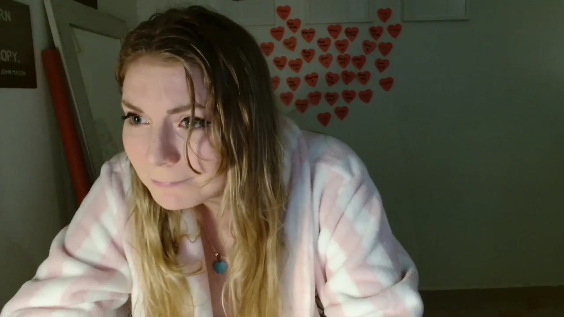 Gallery image thumbnail from Dani_Darling's myfreecams stream on, 03/19/2025, 23:18 image 15 of 20