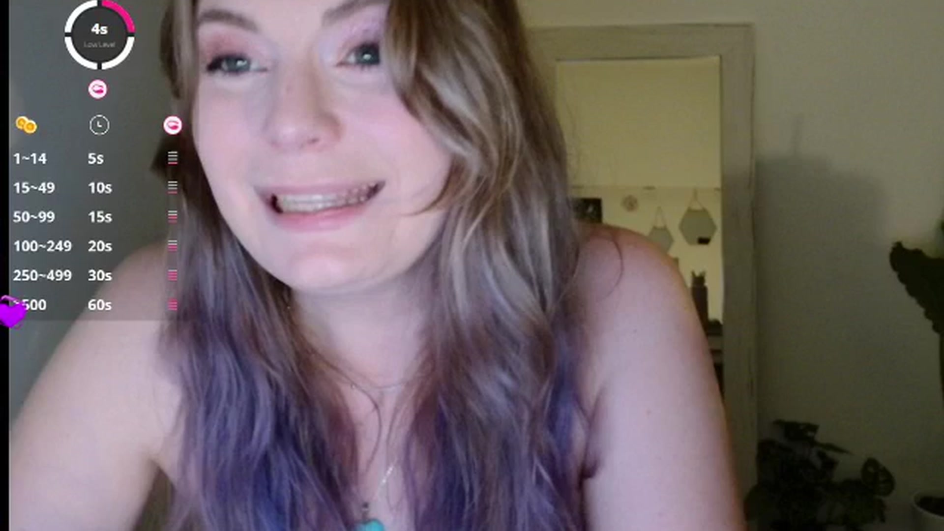 Gallery image thumbnail from Dani_Darling's myfreecams stream on, 05/01/2025, 22:02 image 12 of 20